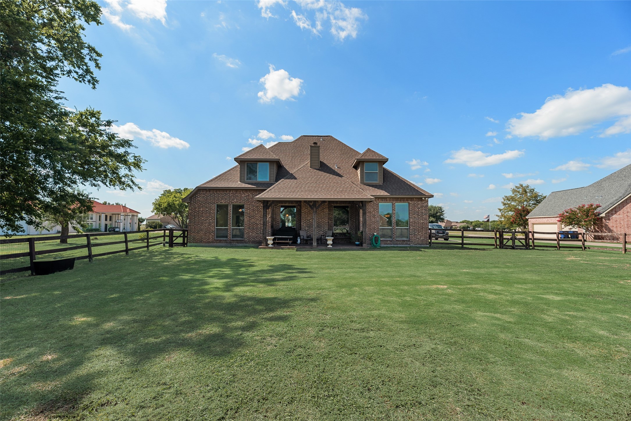 1127 Sonora Court
