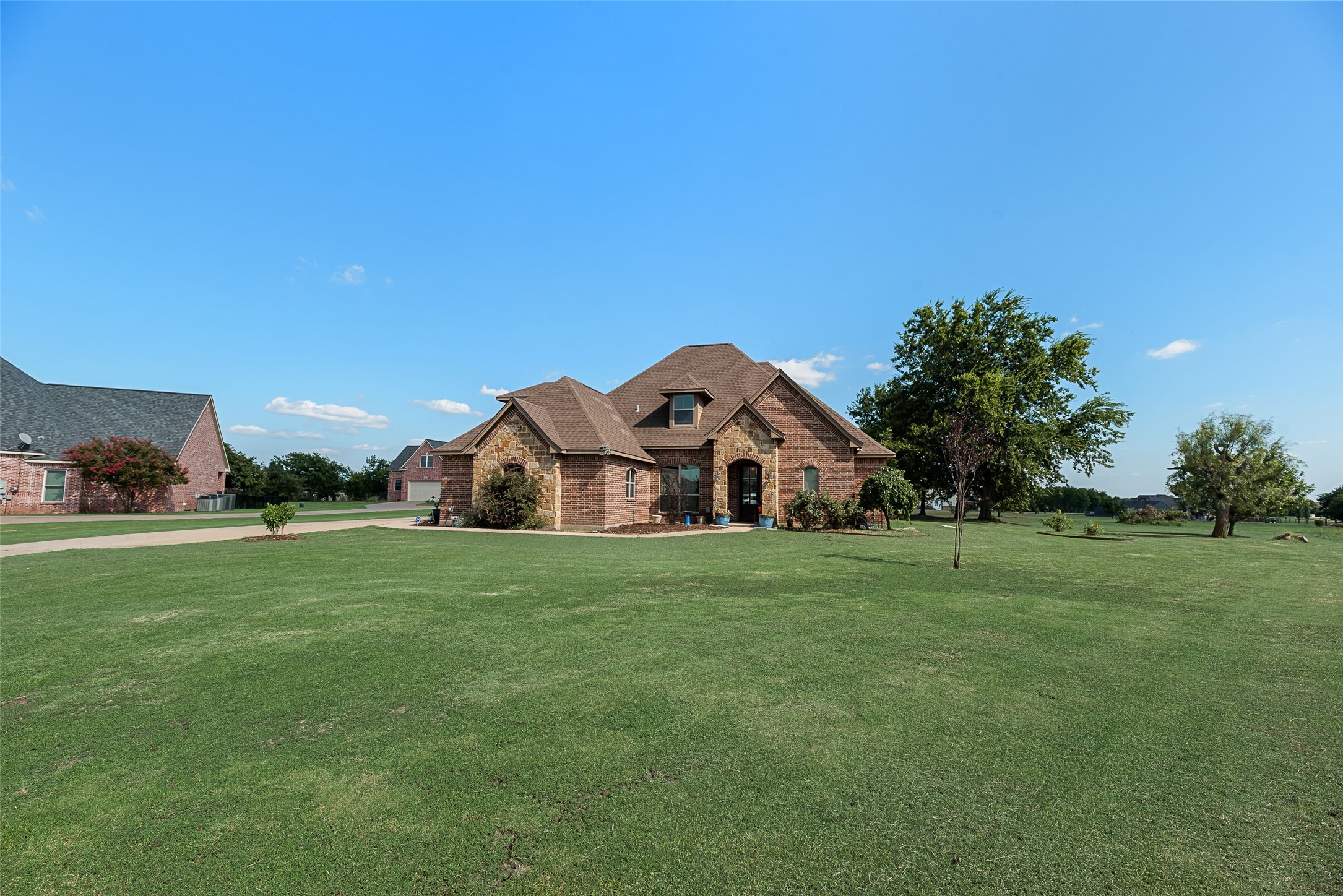 1127 Sonora Court