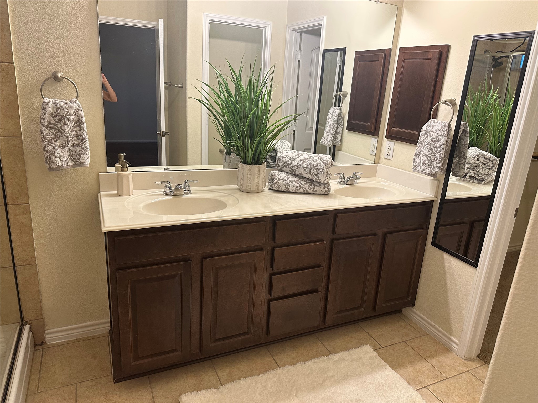 11205 Gibbons Creek Drive