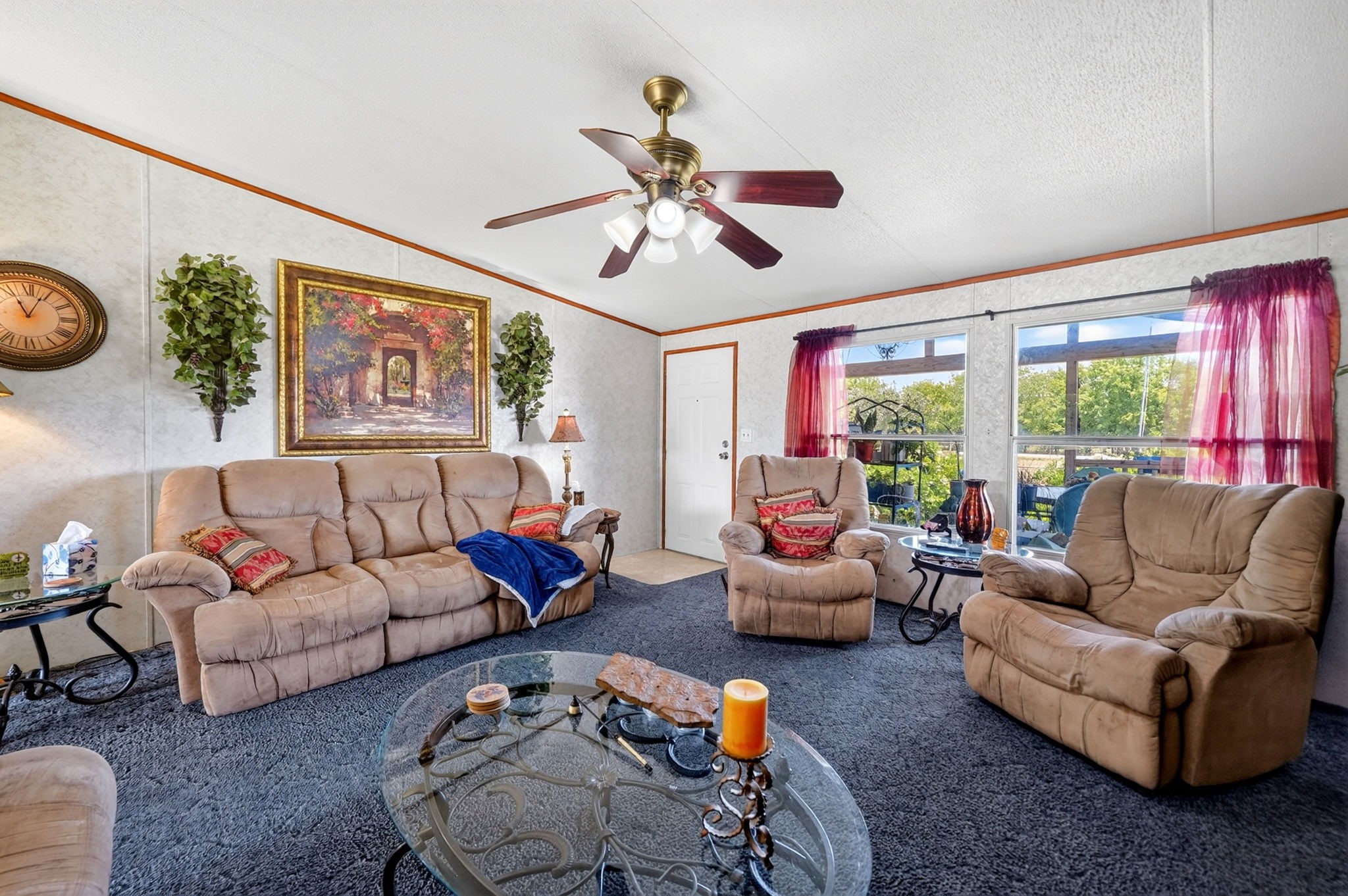8900 Crestview Estate Road