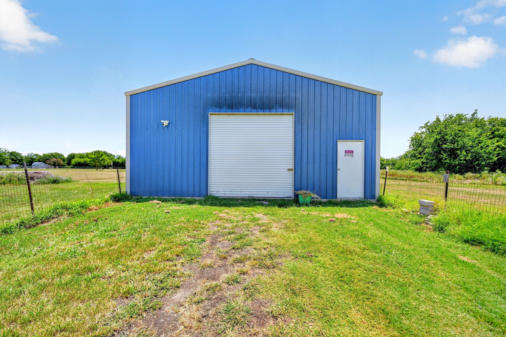 8900 Crestview Estate Road