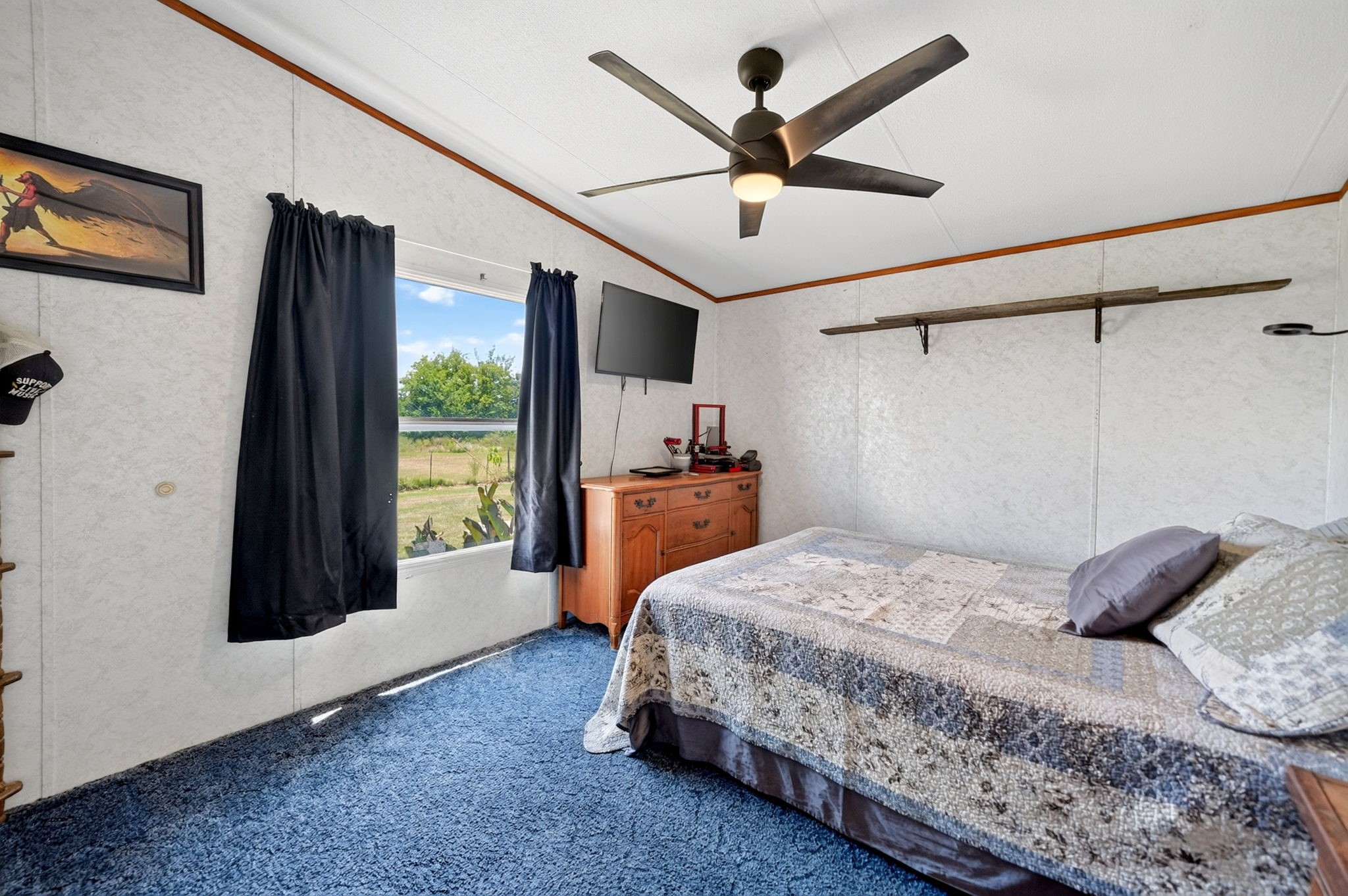 8900 Crestview Estate Road