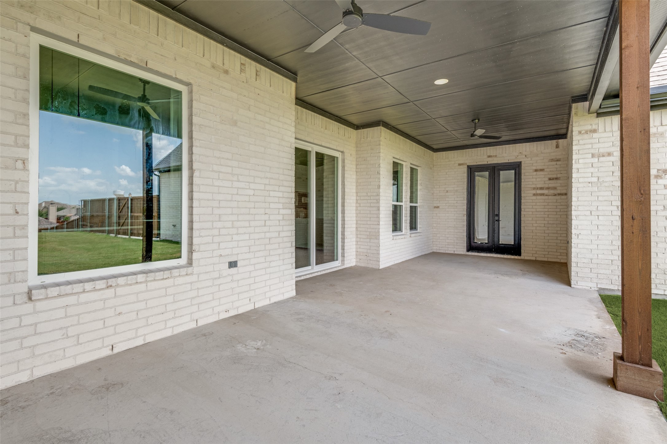 1104 Devonshire Drive N
