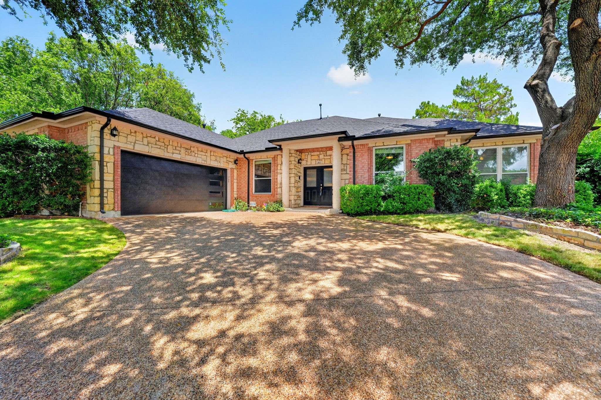105 Genesta Place