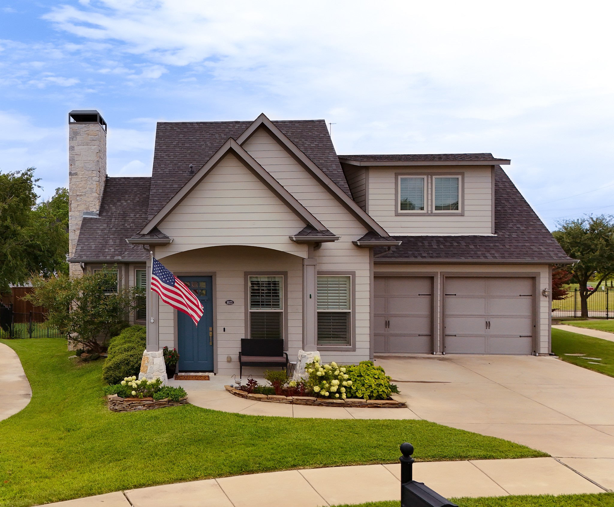 1023 Saint Thomas Court