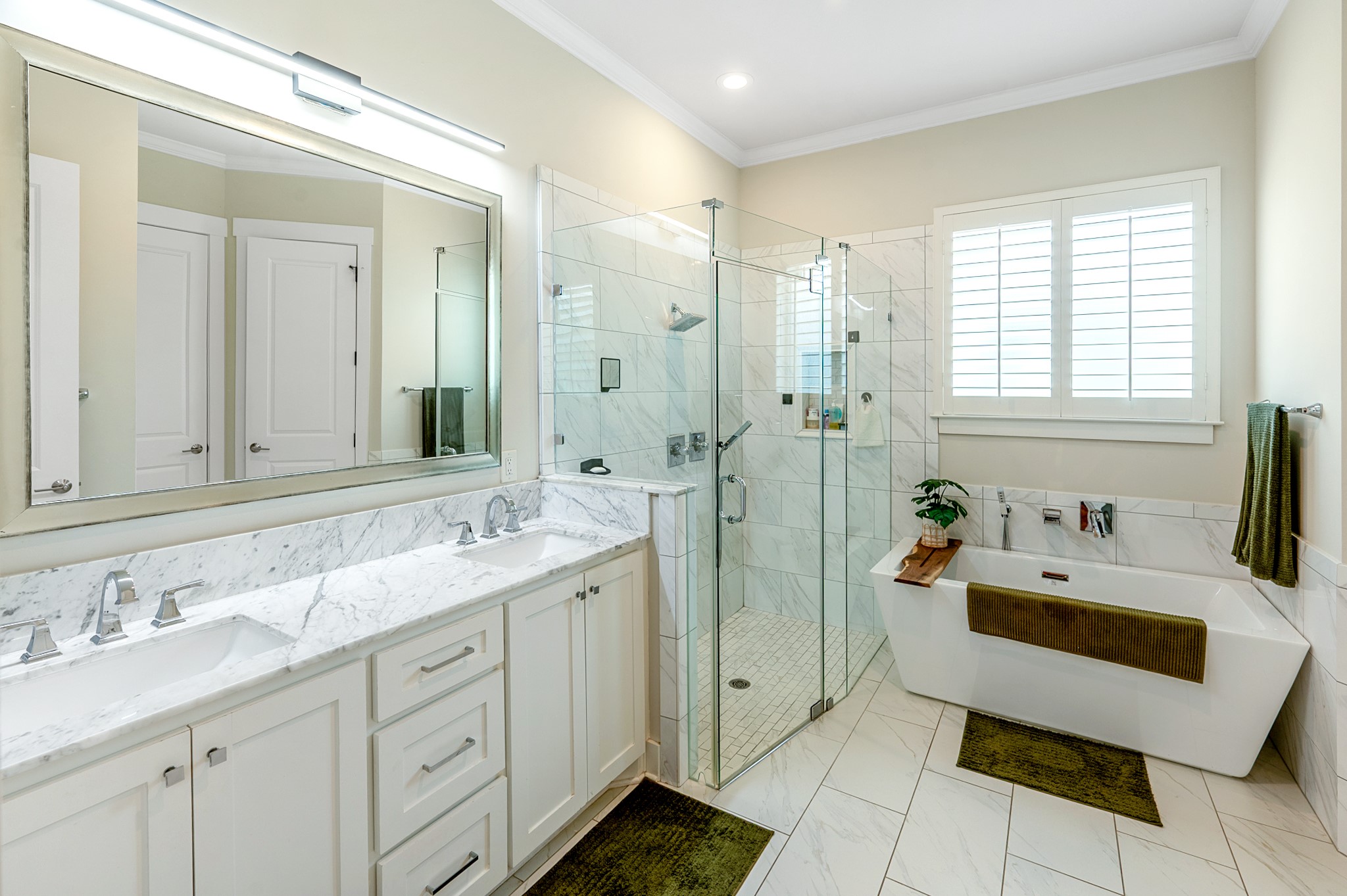 1023 Saint Thomas Court