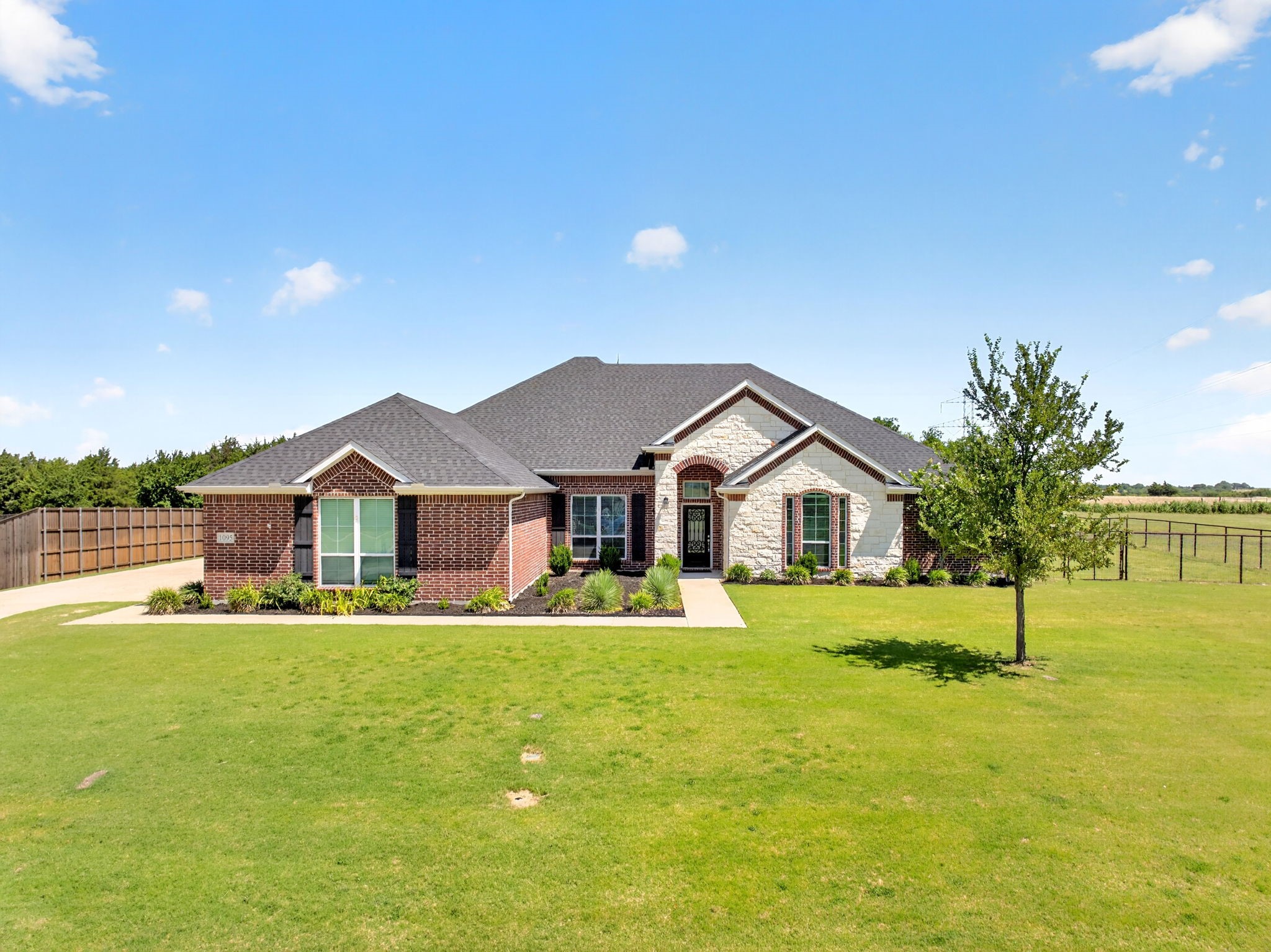 1095 Emilia Drive