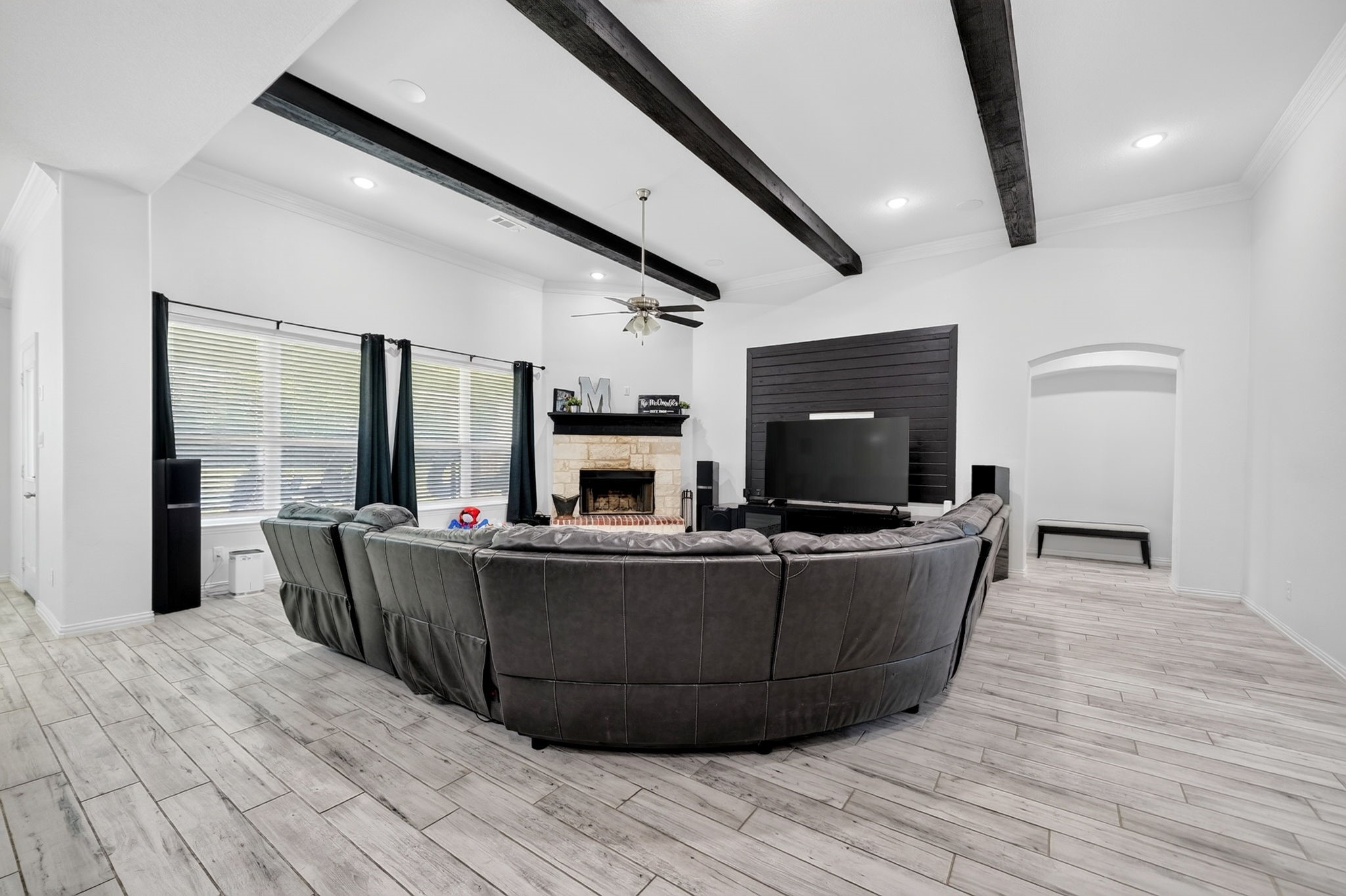 1095 Emilia Drive