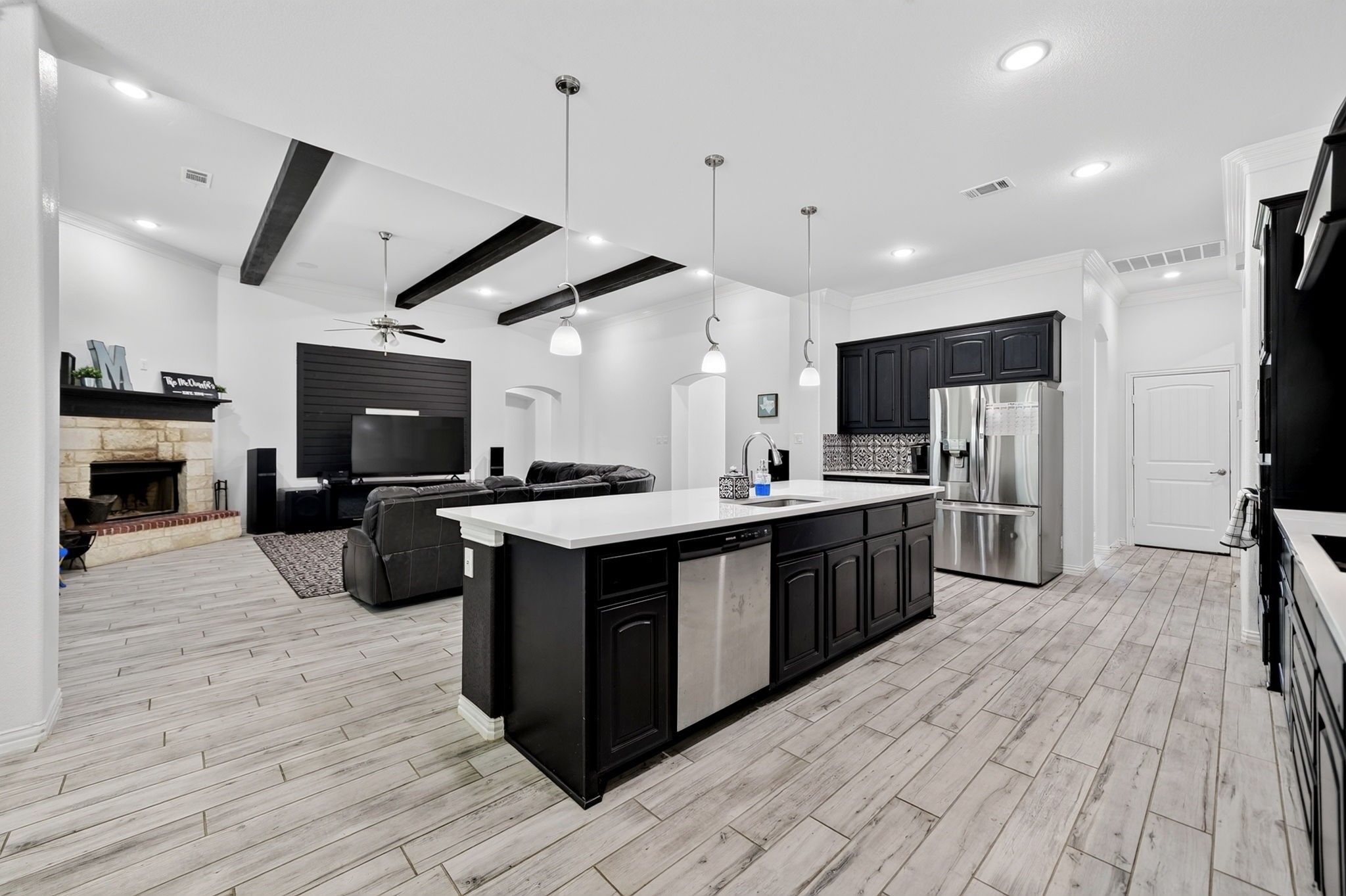 1095 Emilia Drive