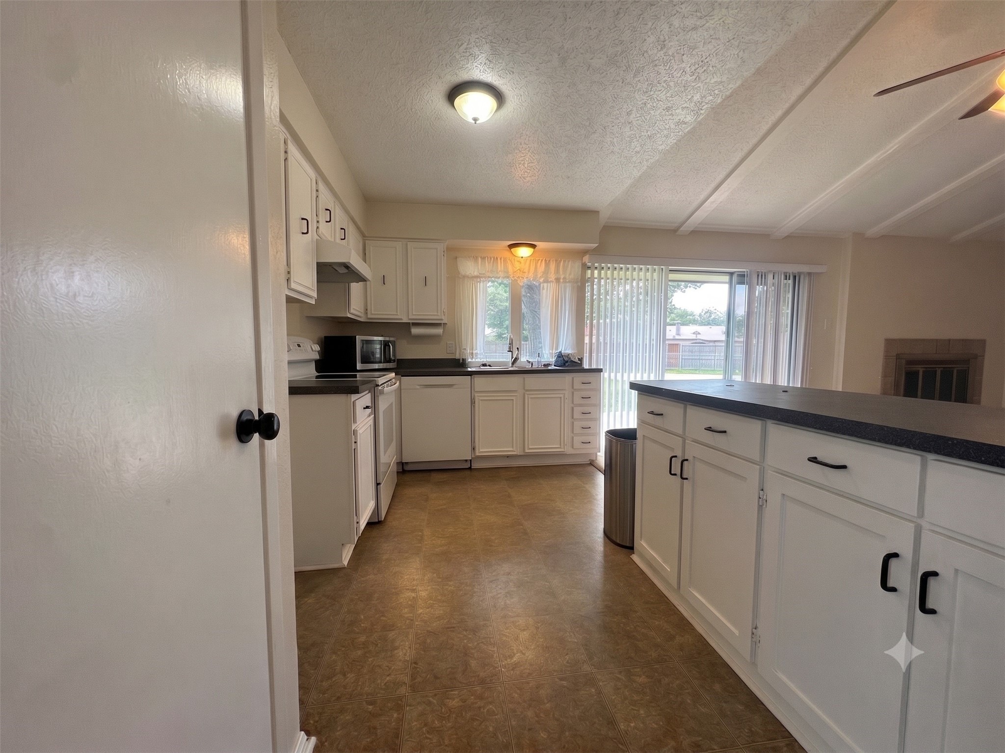 606 Oxford Park