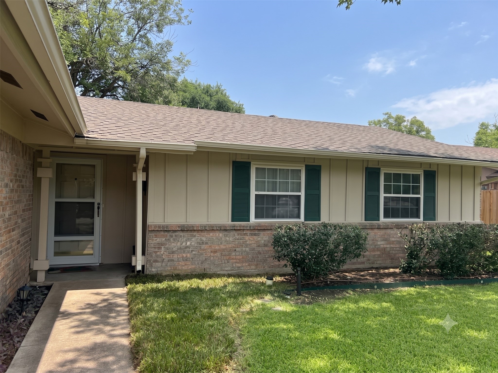 606 Oxford Park