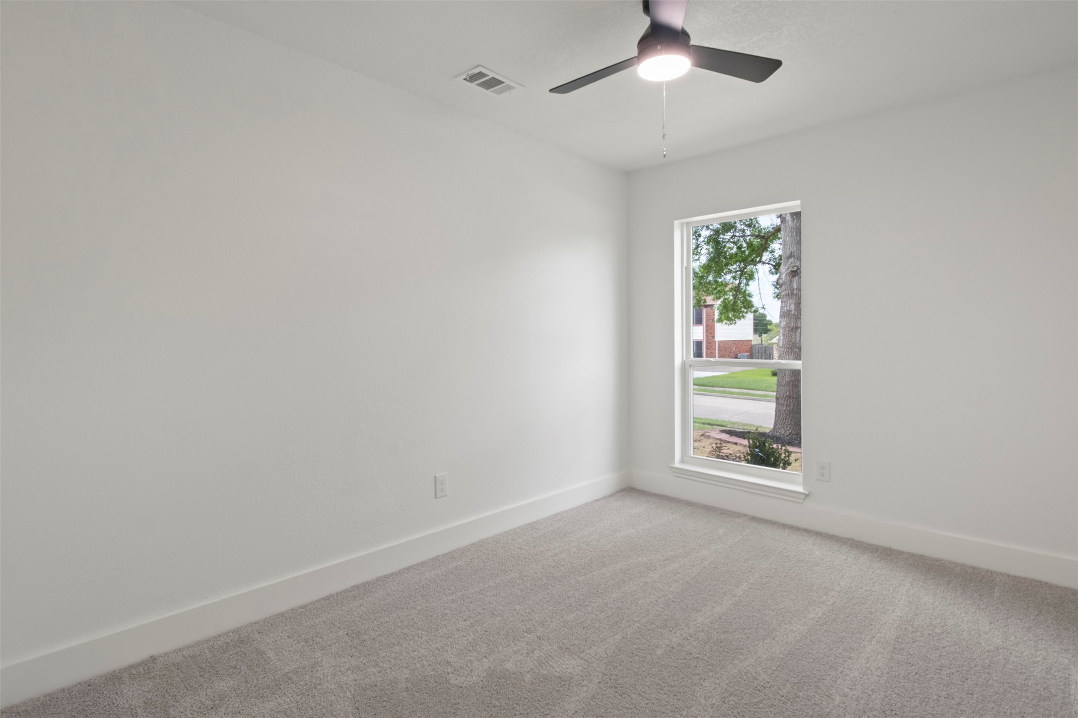 1612 Huntington Drive