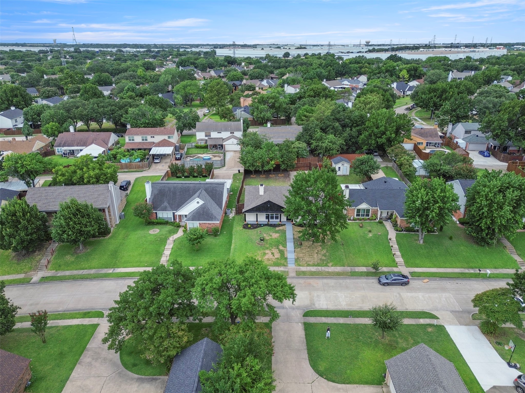 1612 Huntington Drive