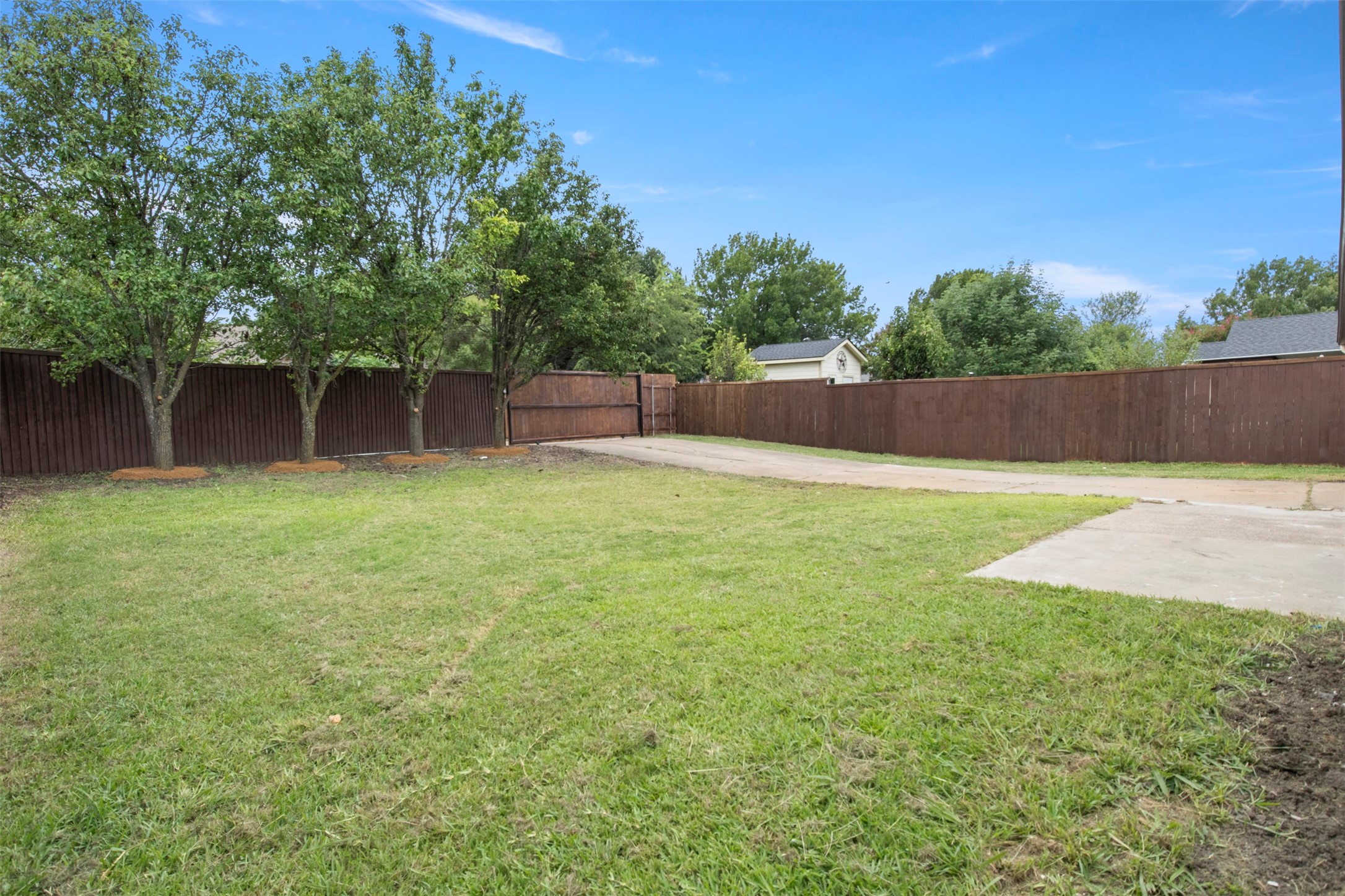 1612 Huntington Drive
