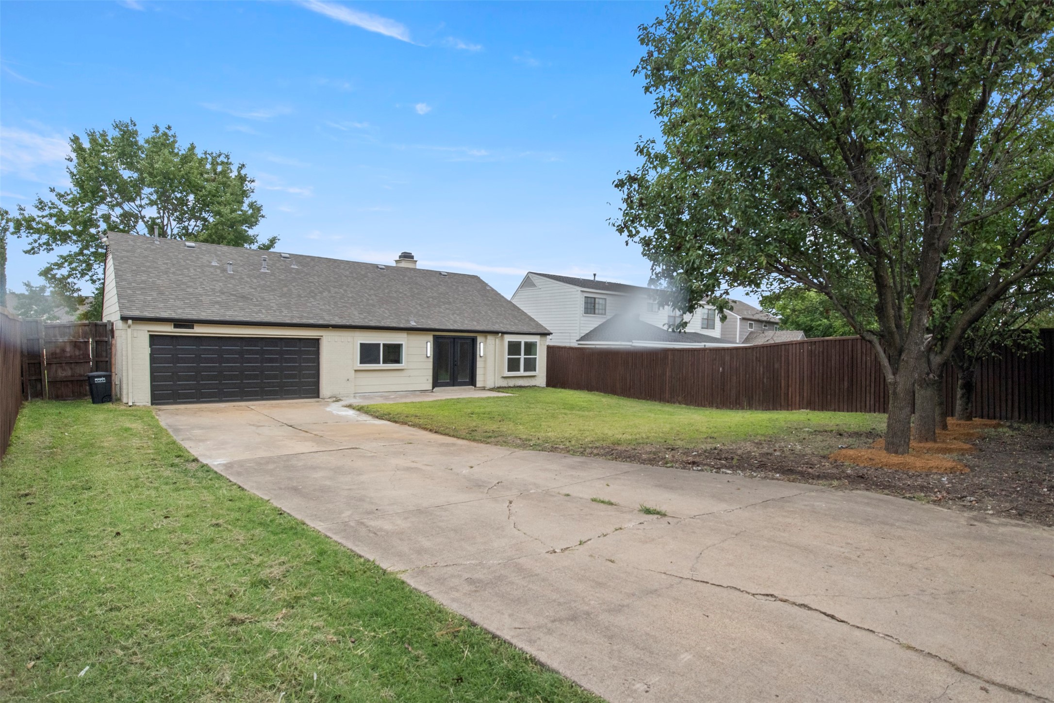 1612 Huntington Drive