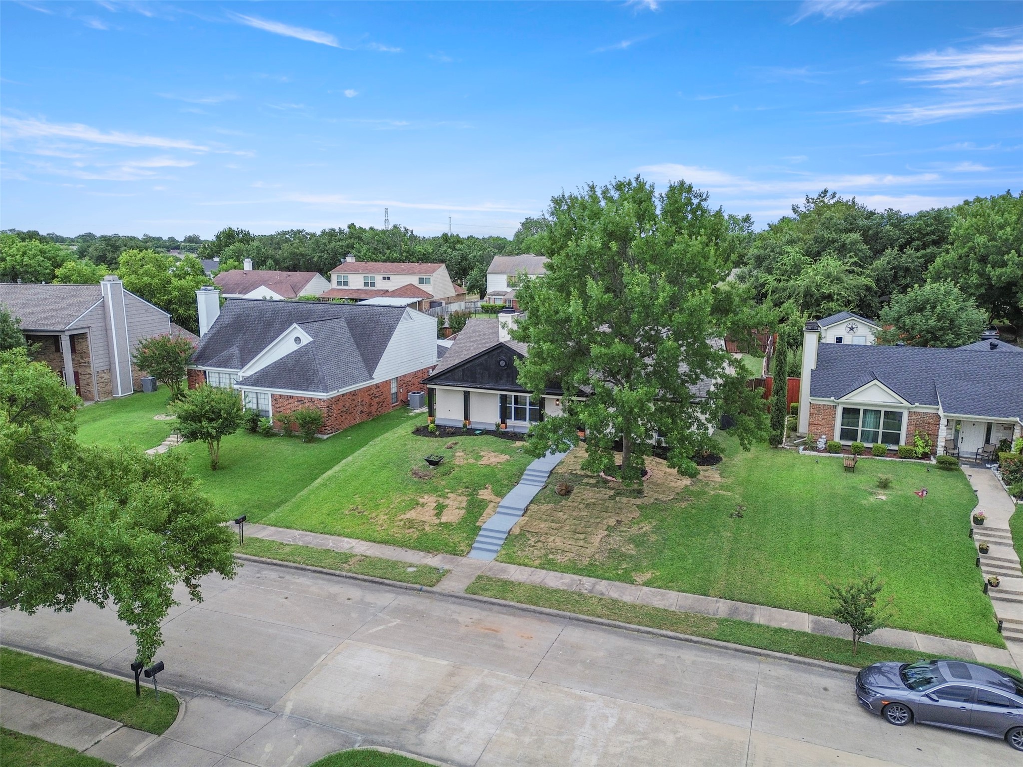 1612 Huntington Drive
