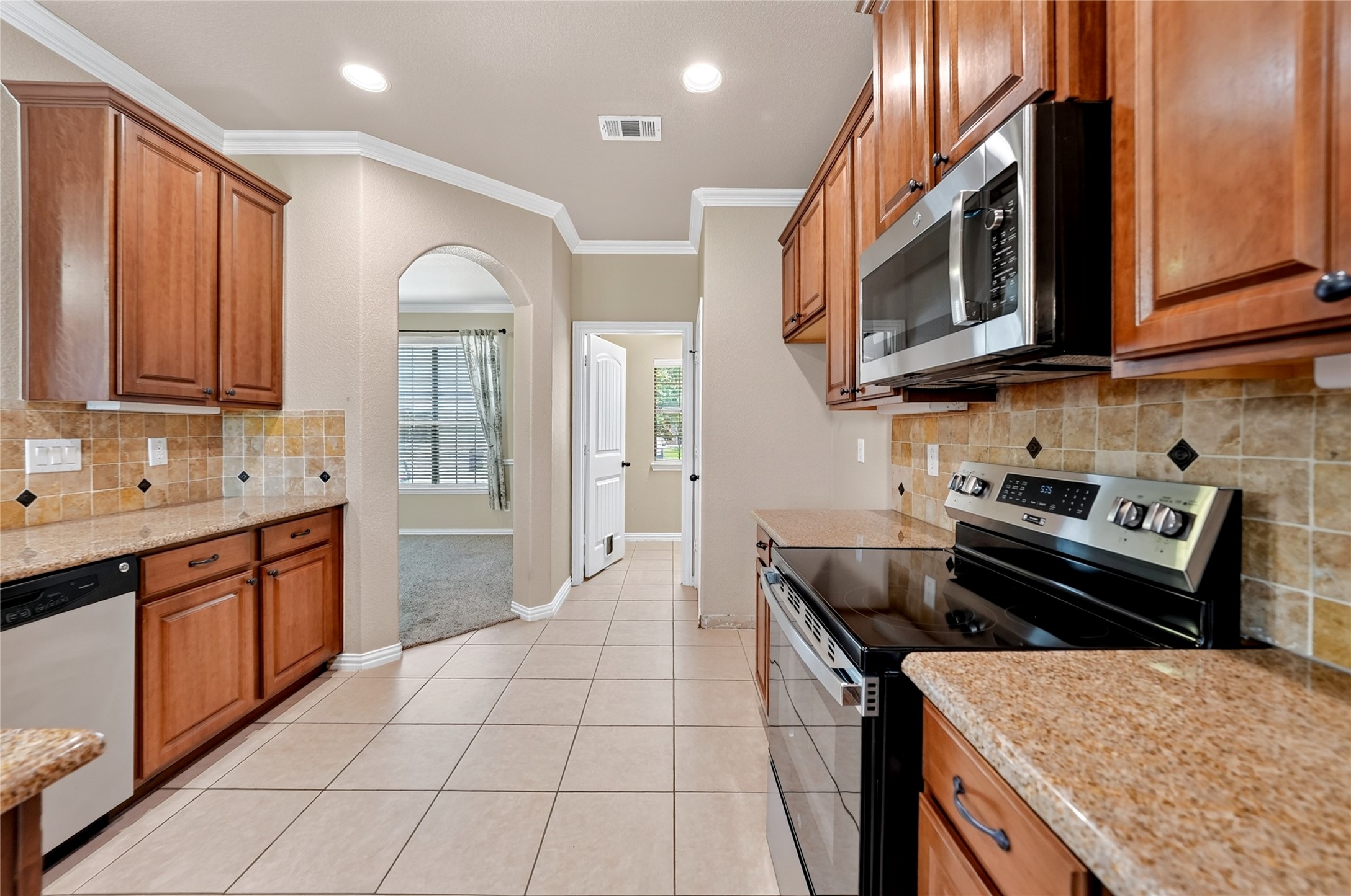 105 Elmwood Trail