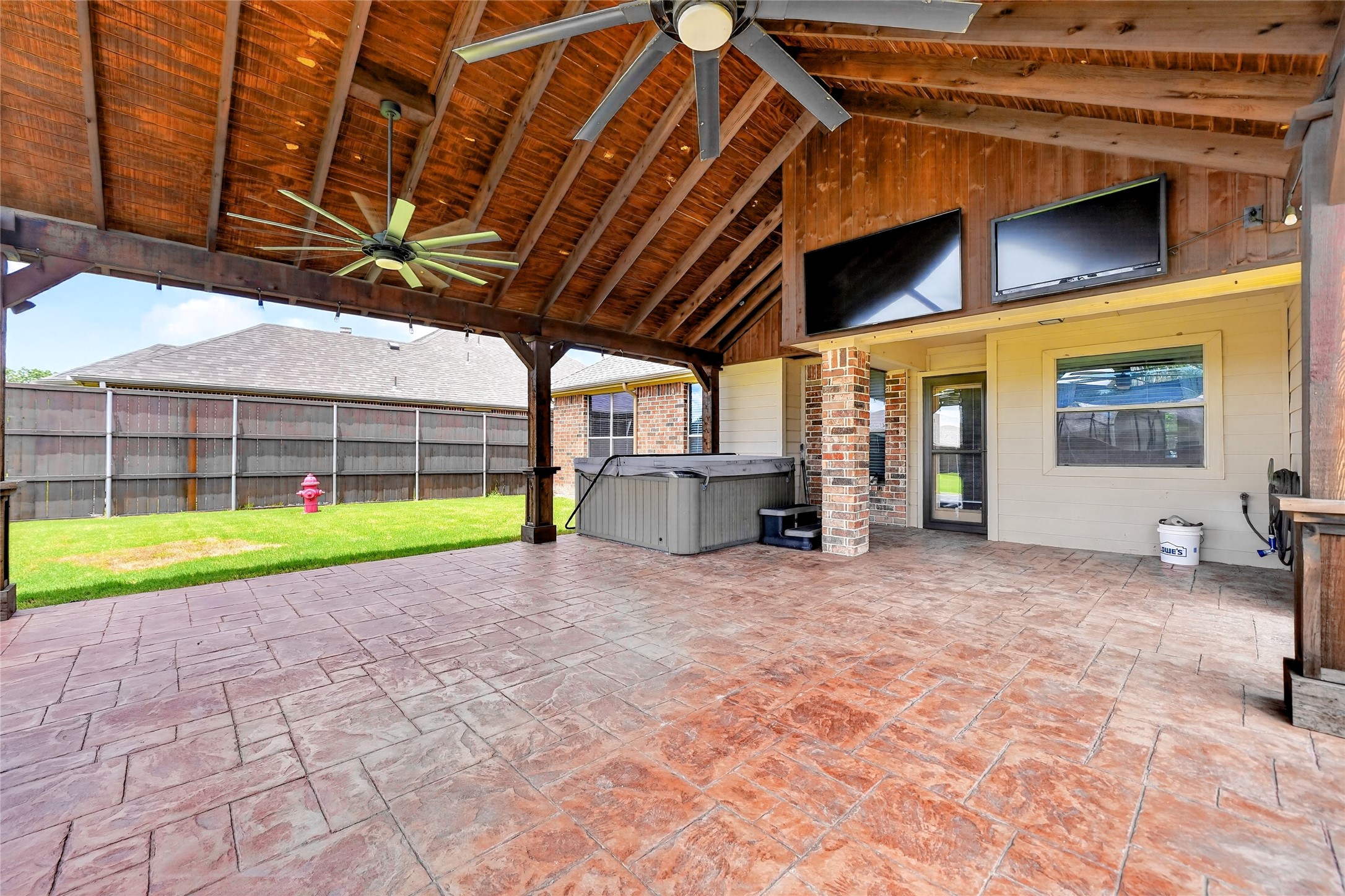105 Elmwood Trail