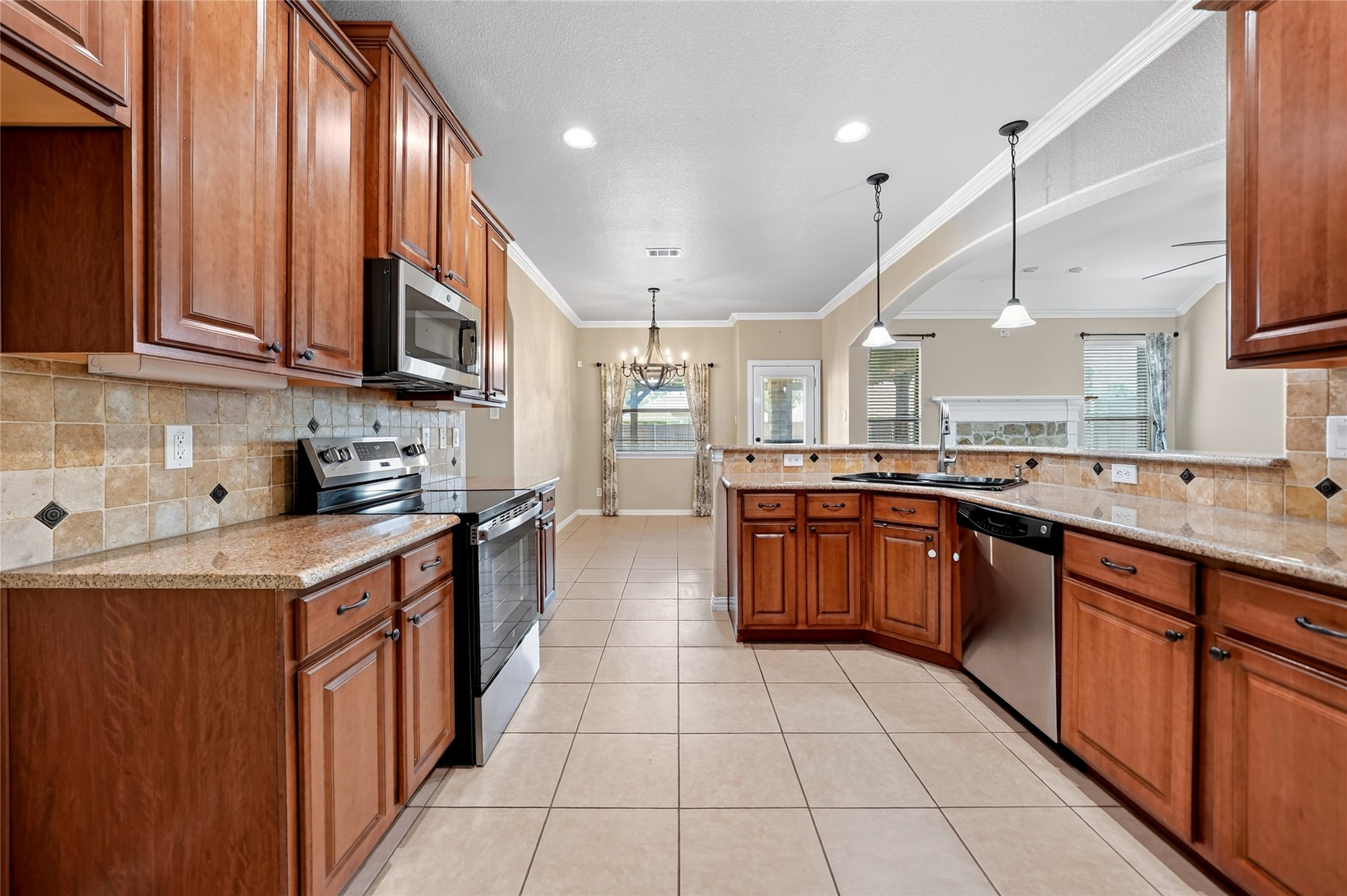 105 Elmwood Trail