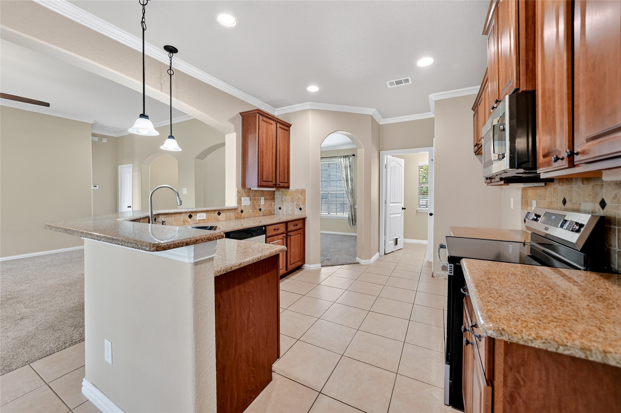 105 Elmwood Trail
