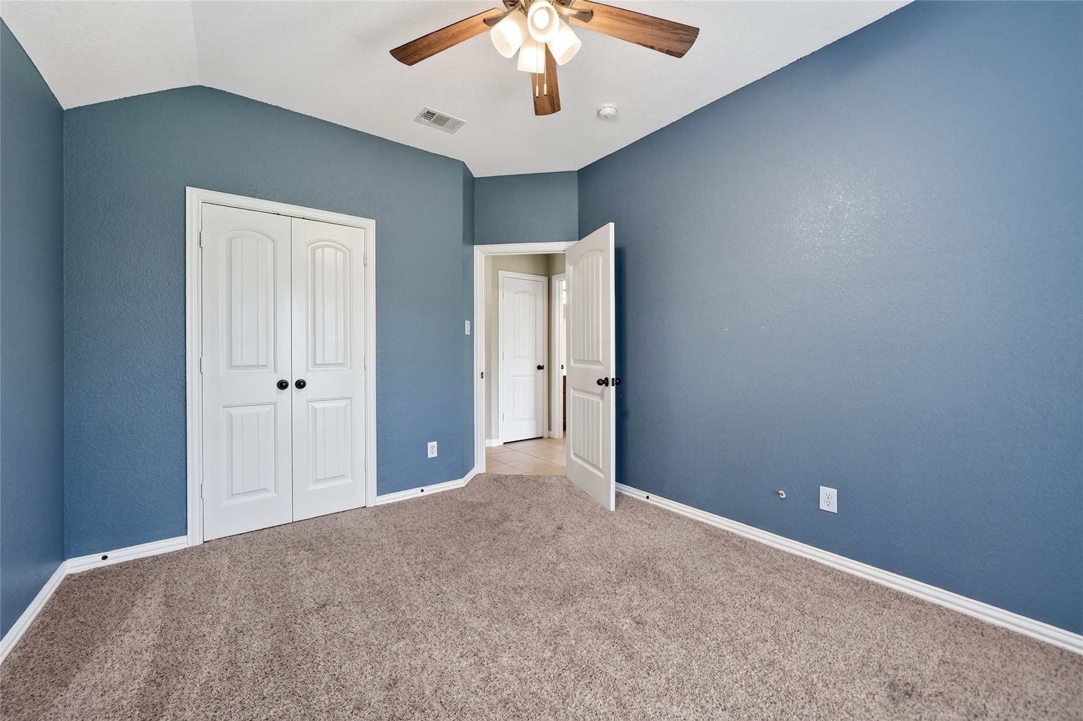 105 Elmwood Trail