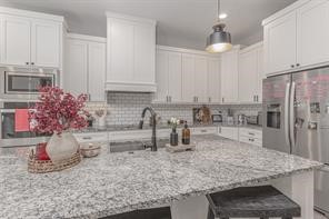 101 Lakeview Trail
