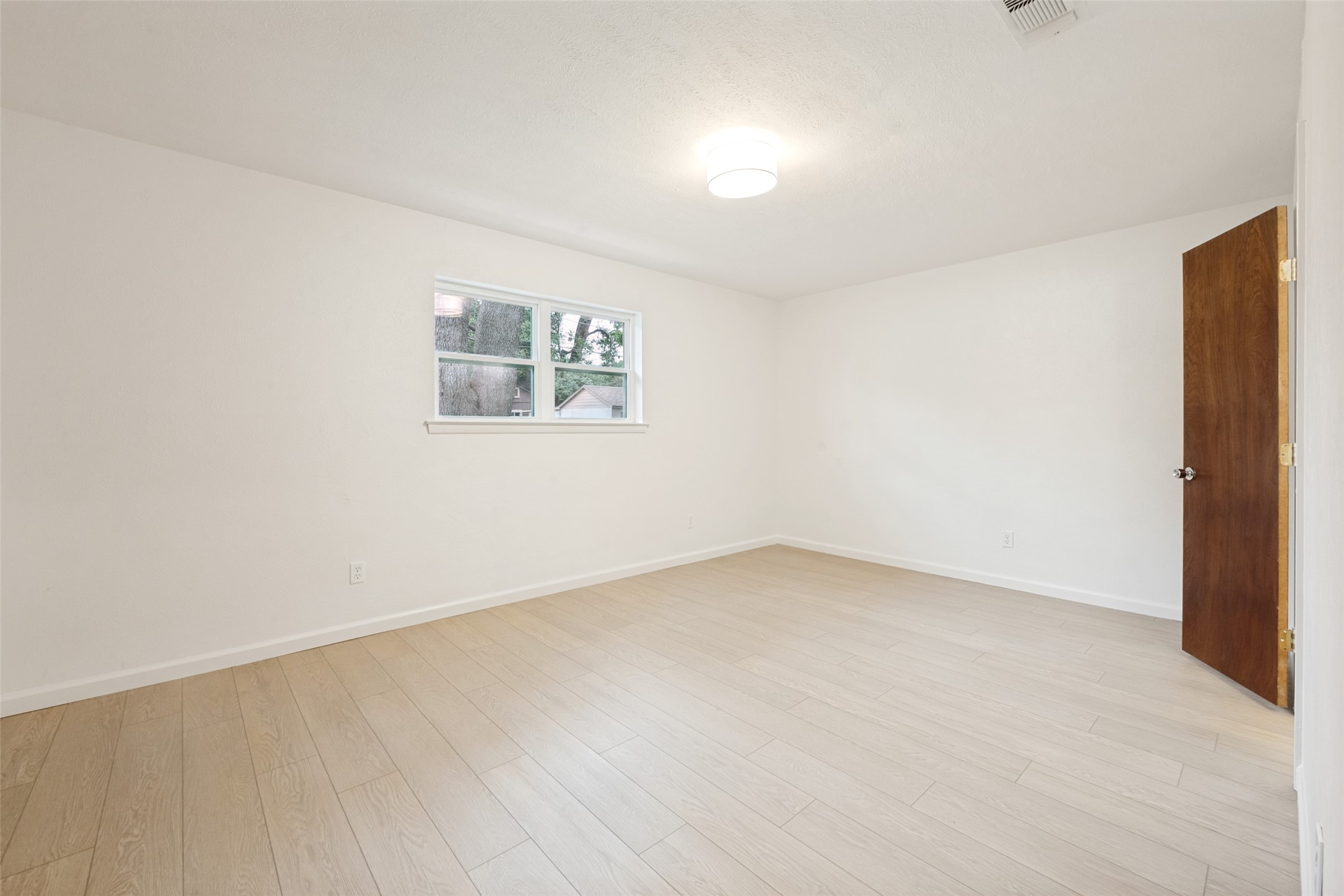 225 Glenn Drive