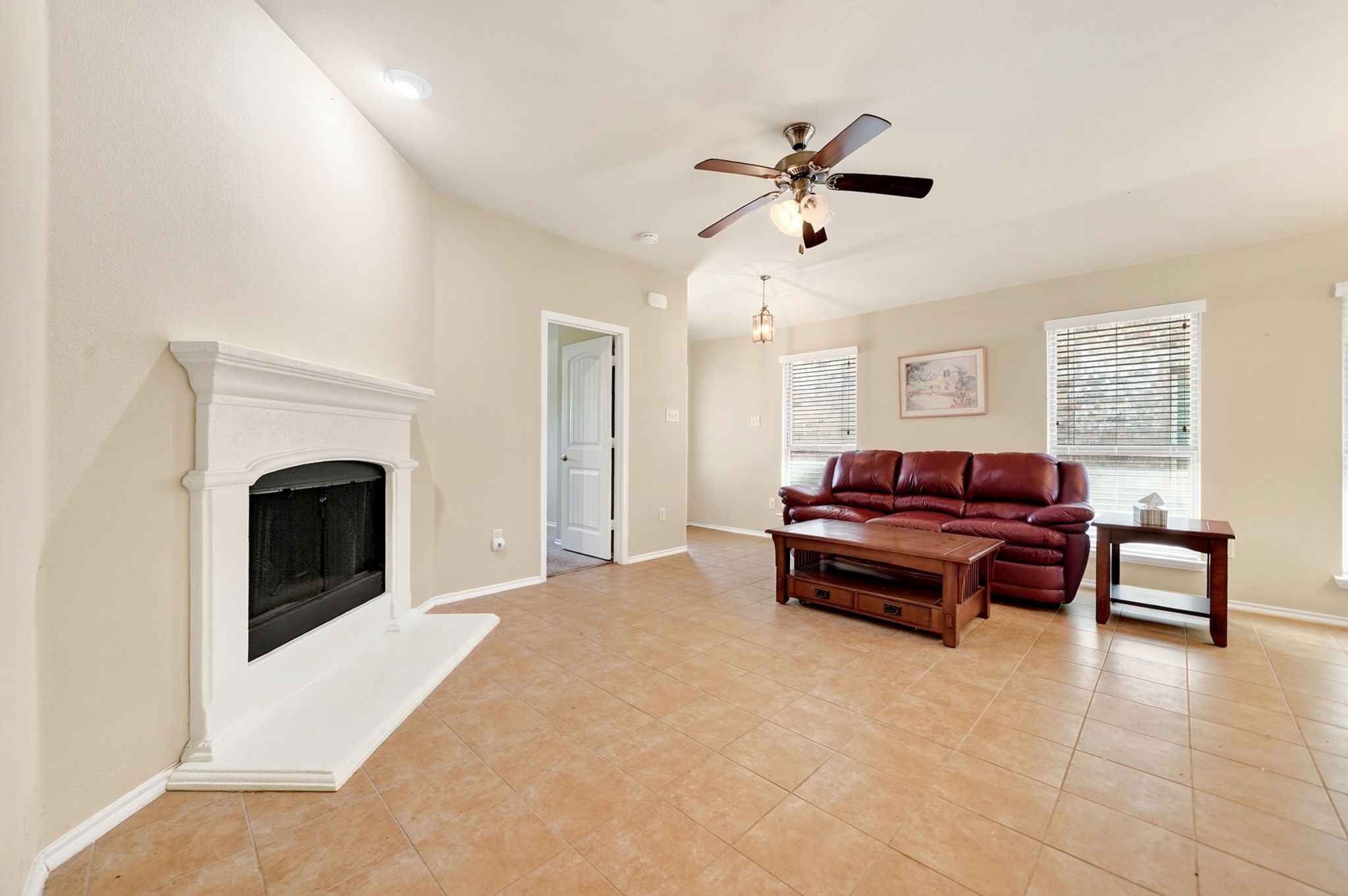 1705 Applegate Way