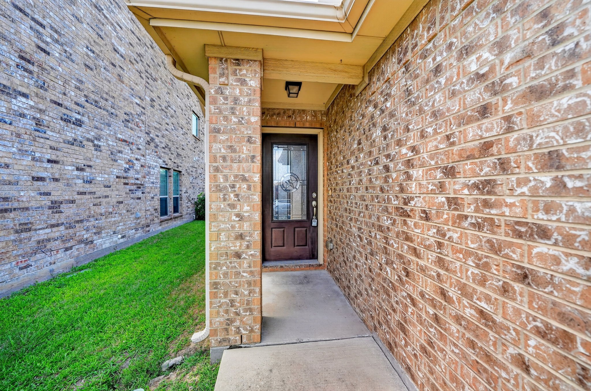 1705 Applegate Way