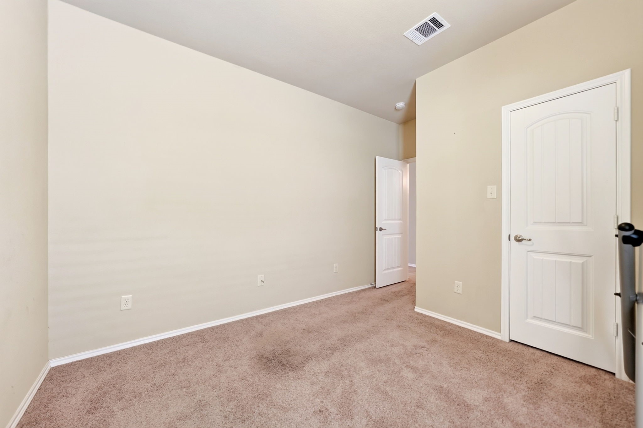 1705 Applegate Way
