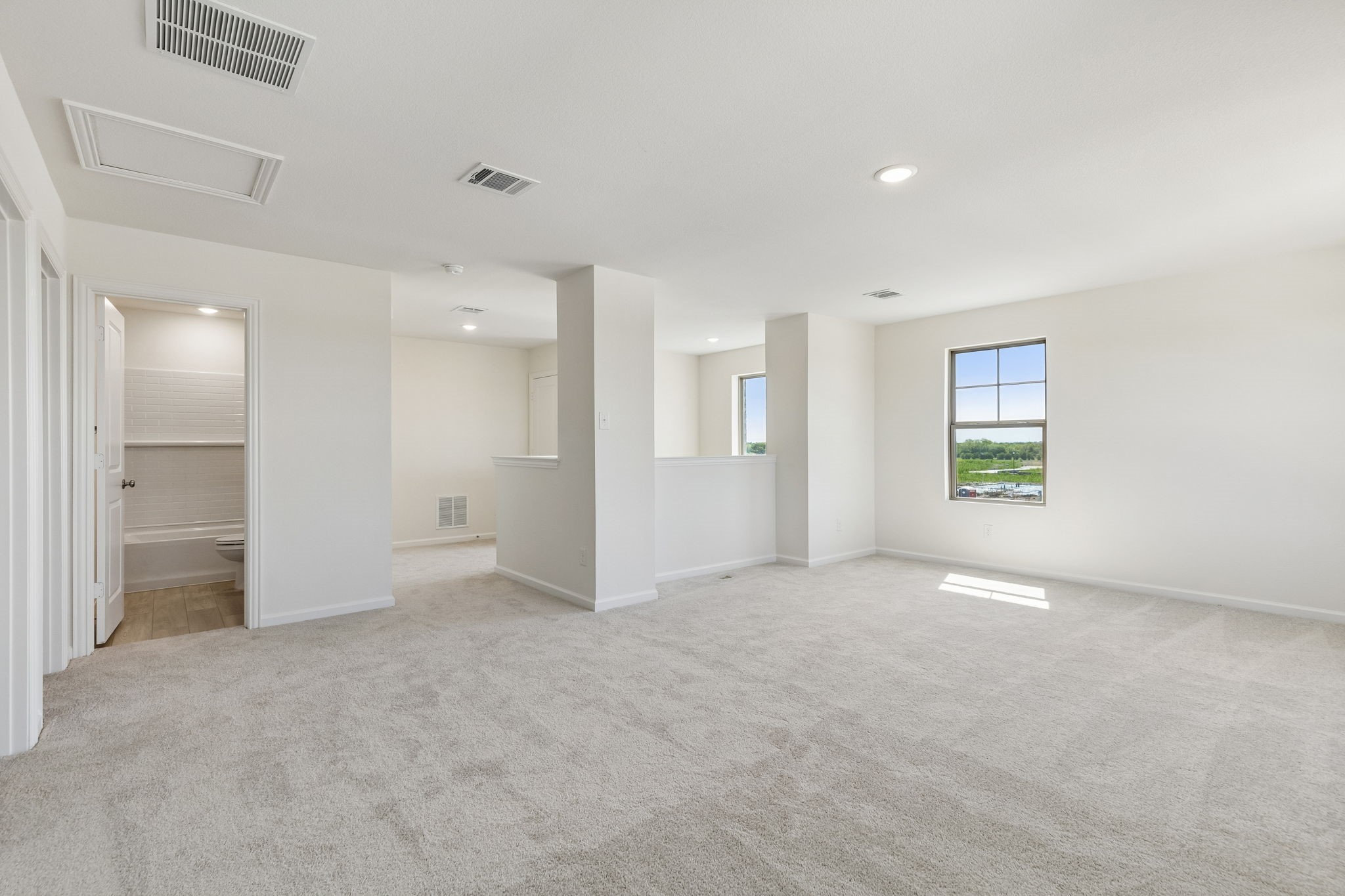 1131 Angus Lane