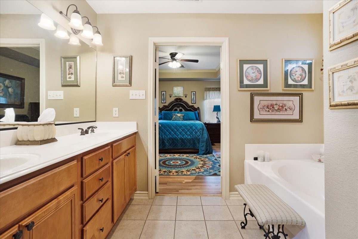 2700 Rex Cruse Drive