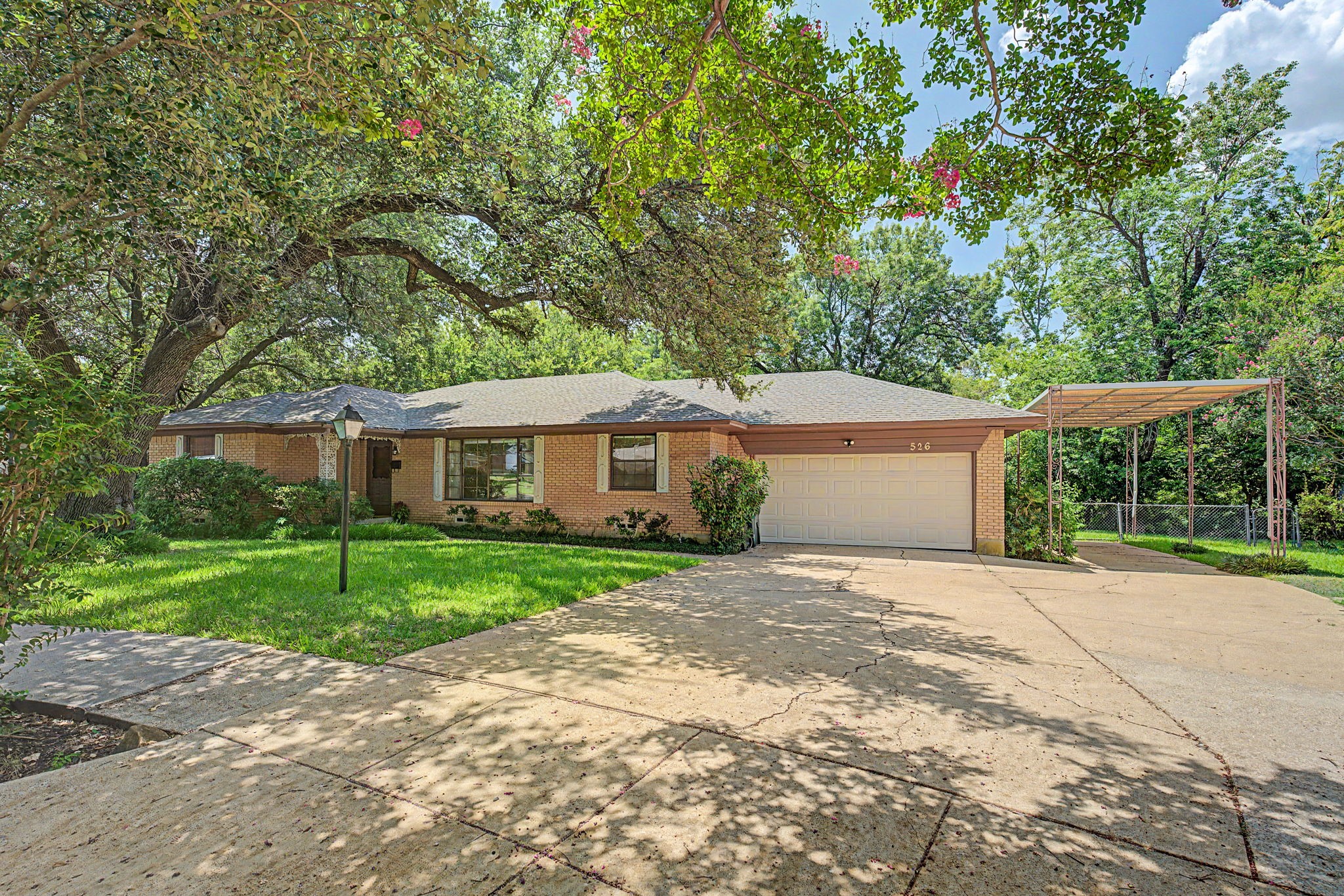 526 Nesbit Court