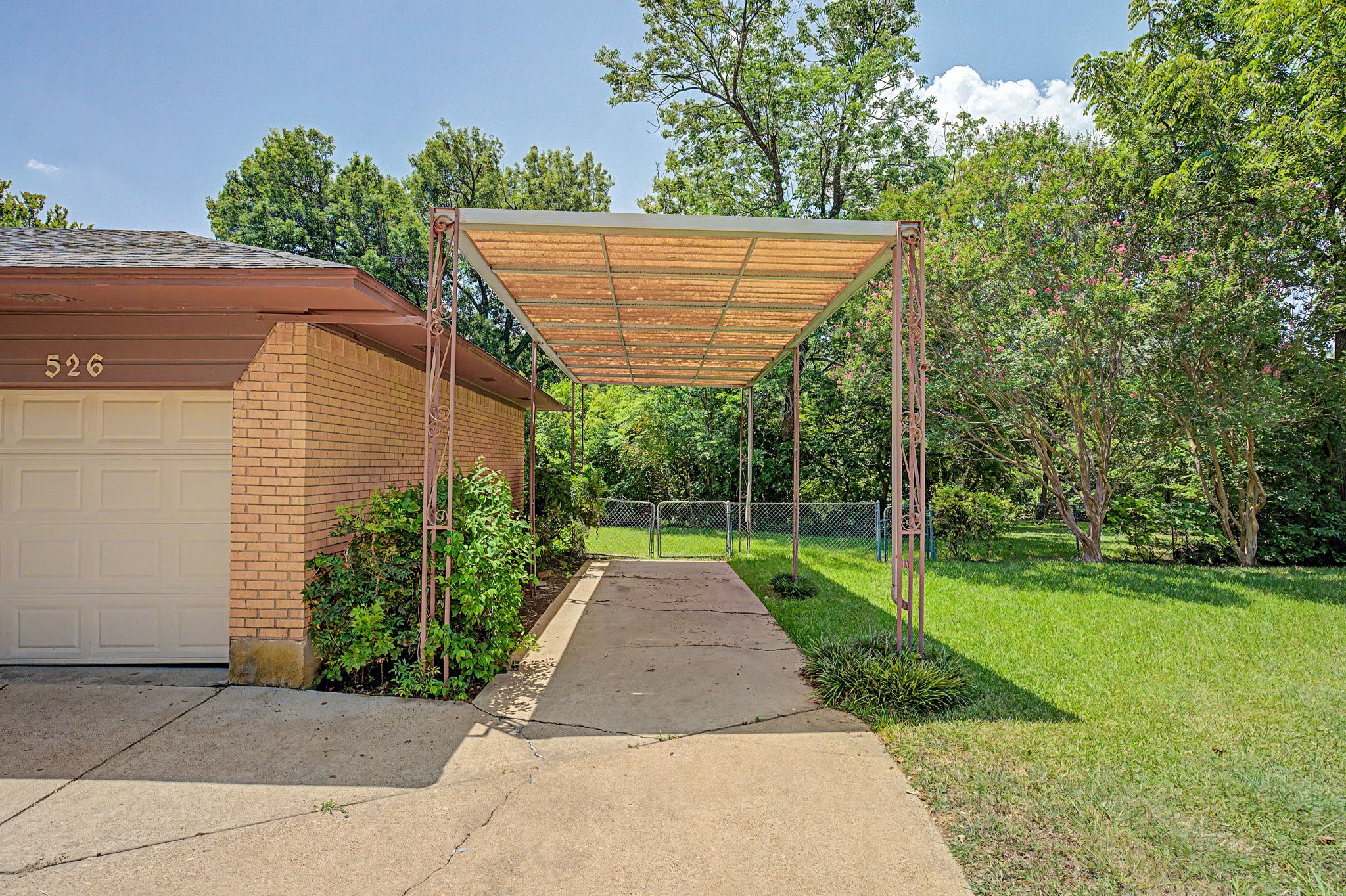 526 Nesbit Court