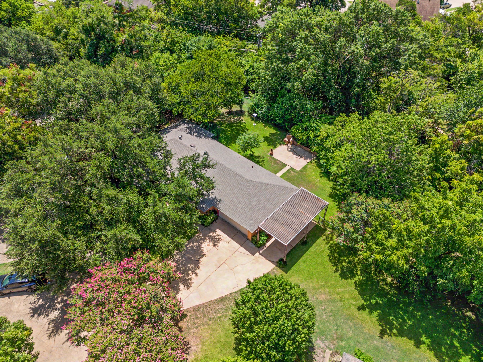 526 Nesbit Court