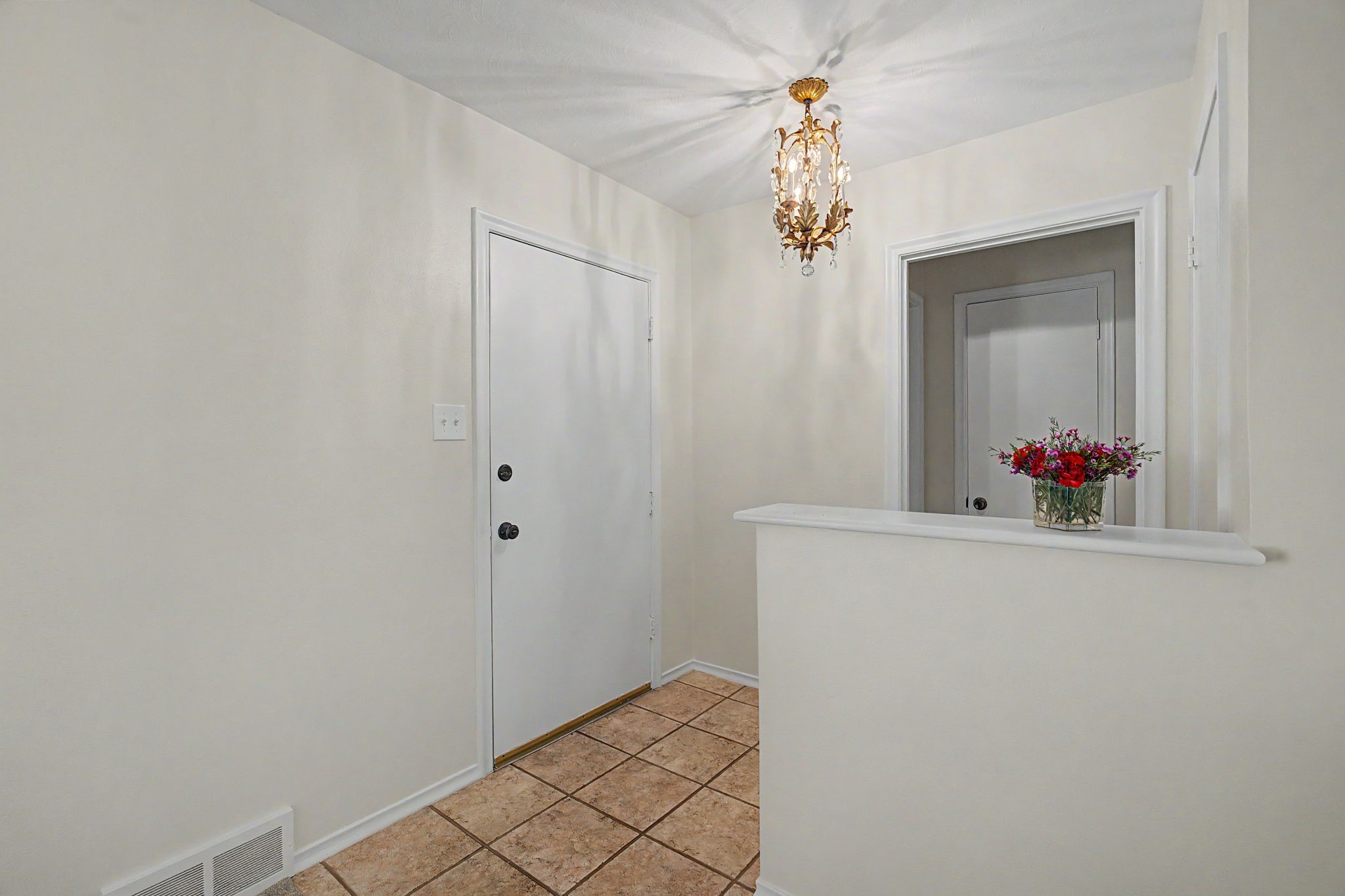 526 Nesbit Court