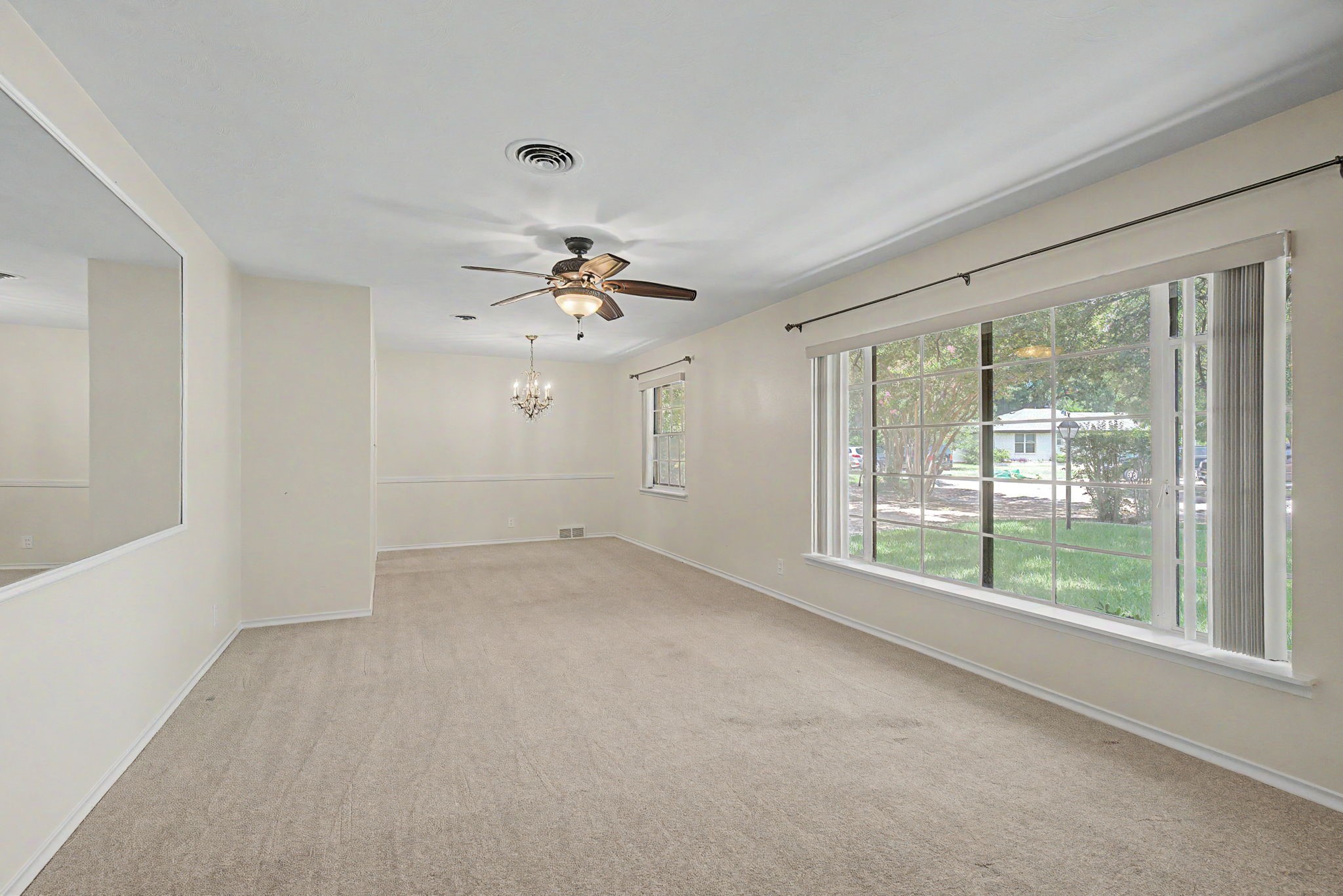 526 Nesbit Court