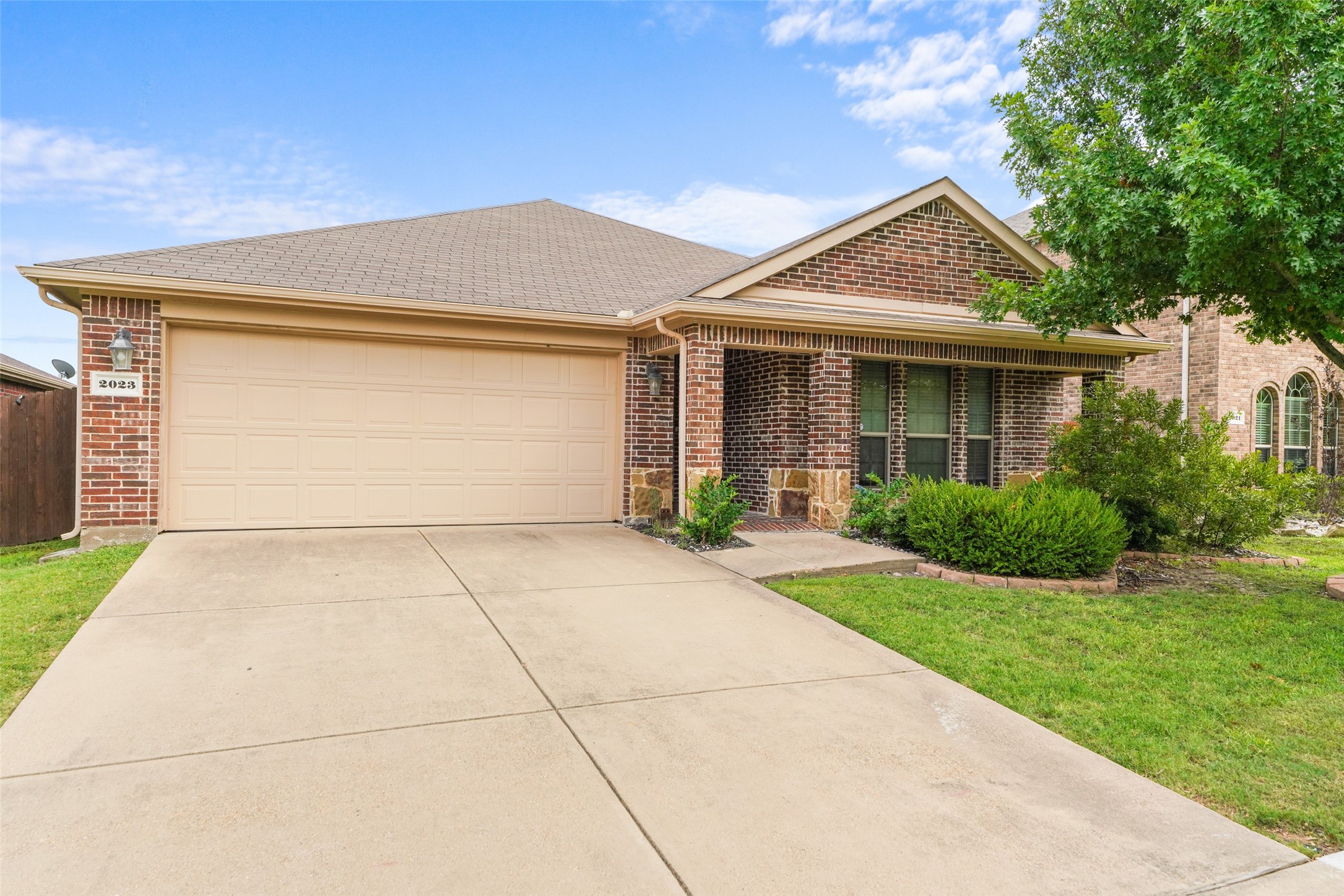 2023 Sterling Gate Drive