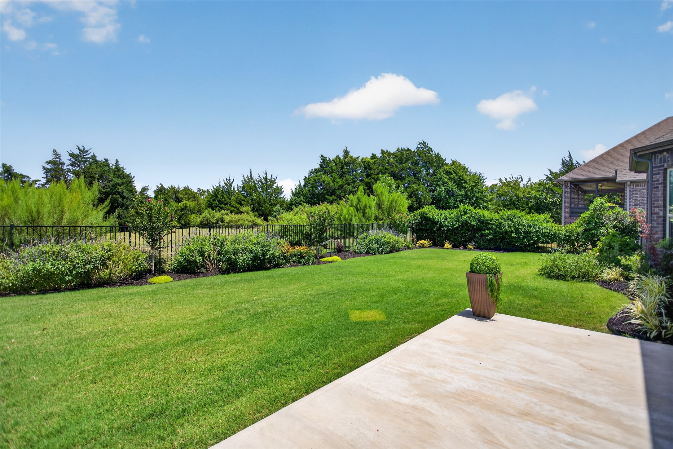 2809 Abundant Court