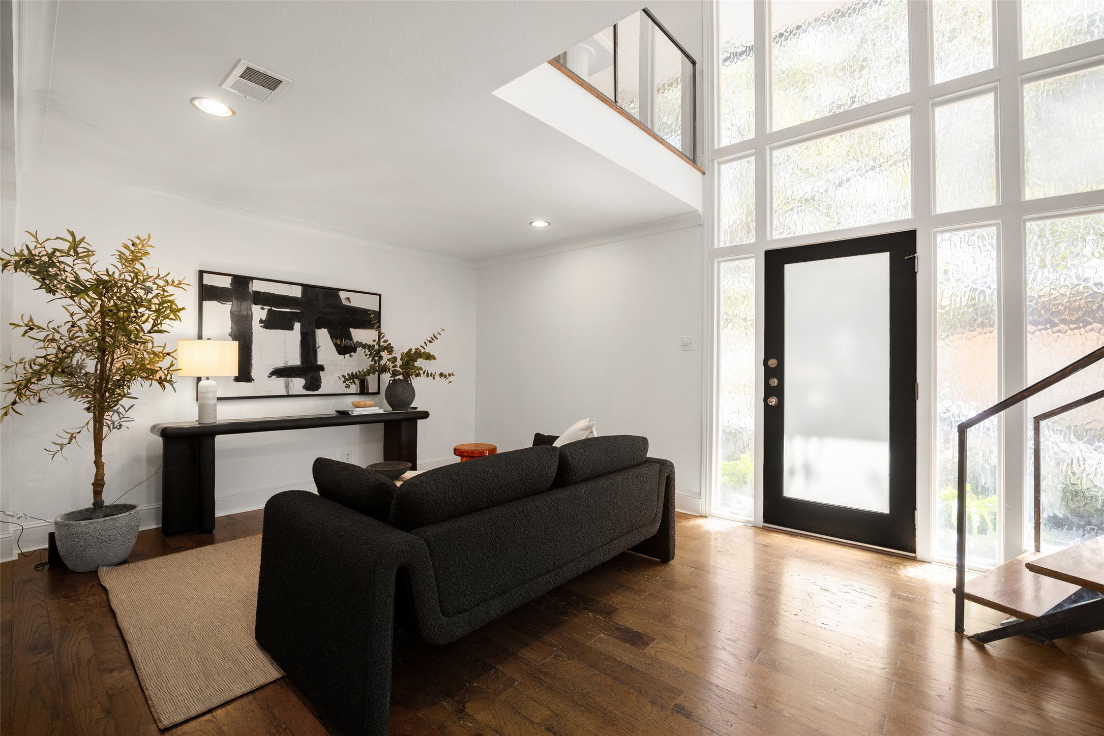 10221 Regal Oaks Drive 10221
