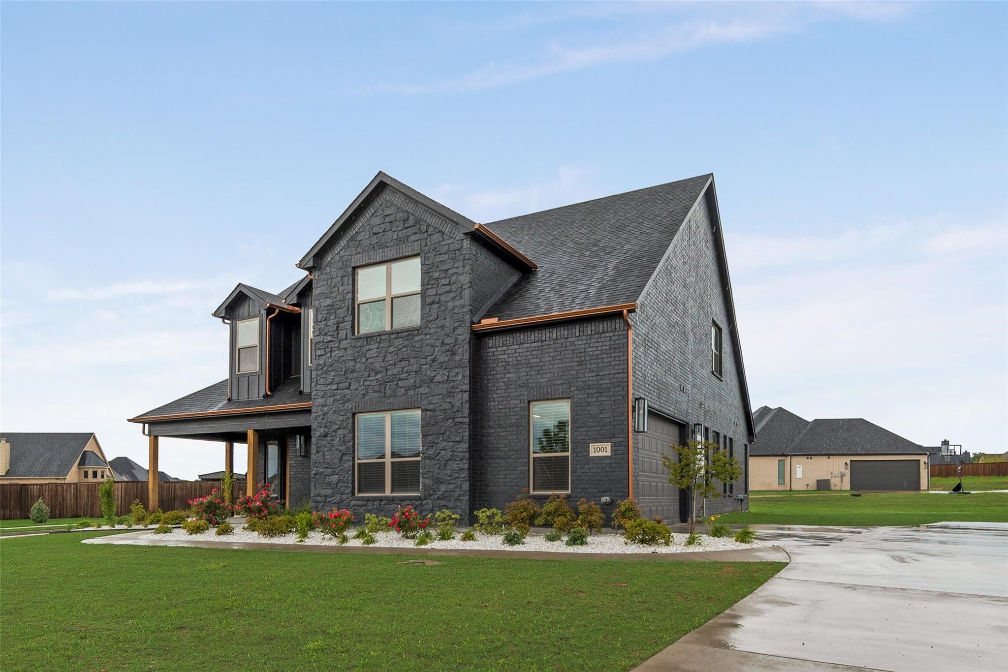 1001 Devoss Court