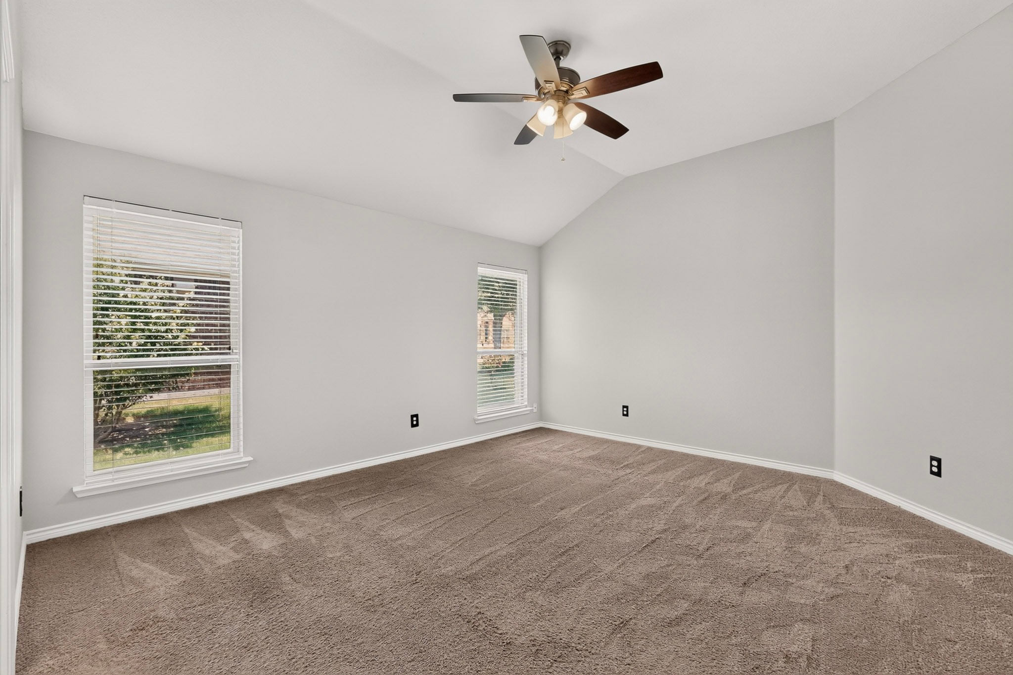 1413 Palasades Court