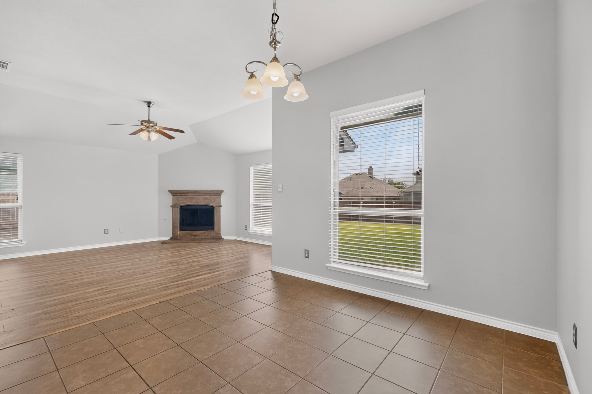 1413 Palasades Court