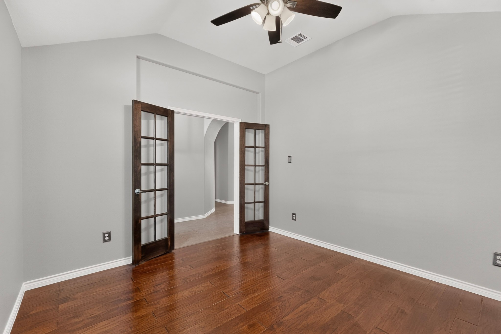 1413 Palasades Court