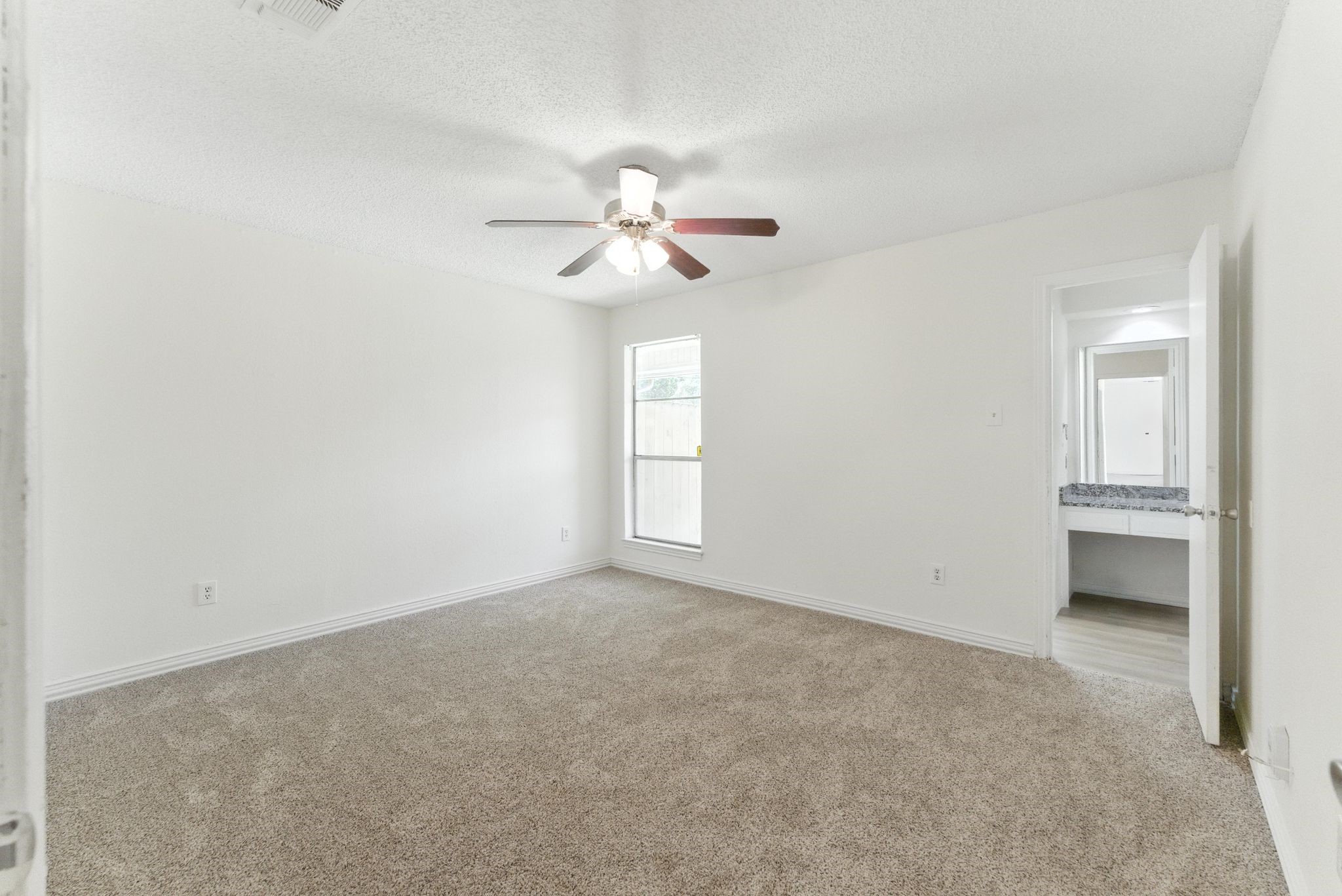 6905 W Cleburne Road