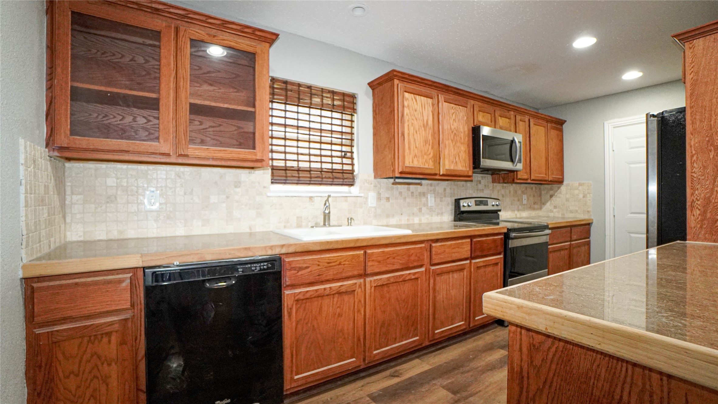 7113 Ridgeview Drive