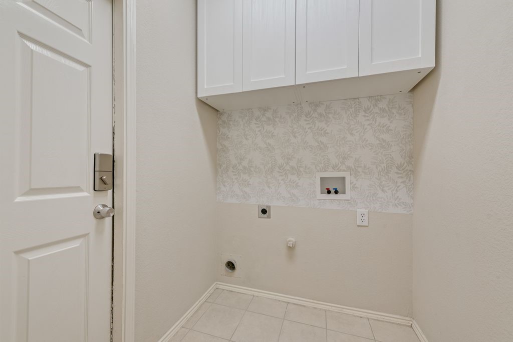 1385 San Rafael Drive
