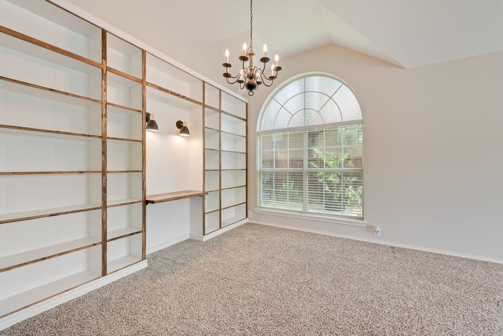 1385 San Rafael Drive