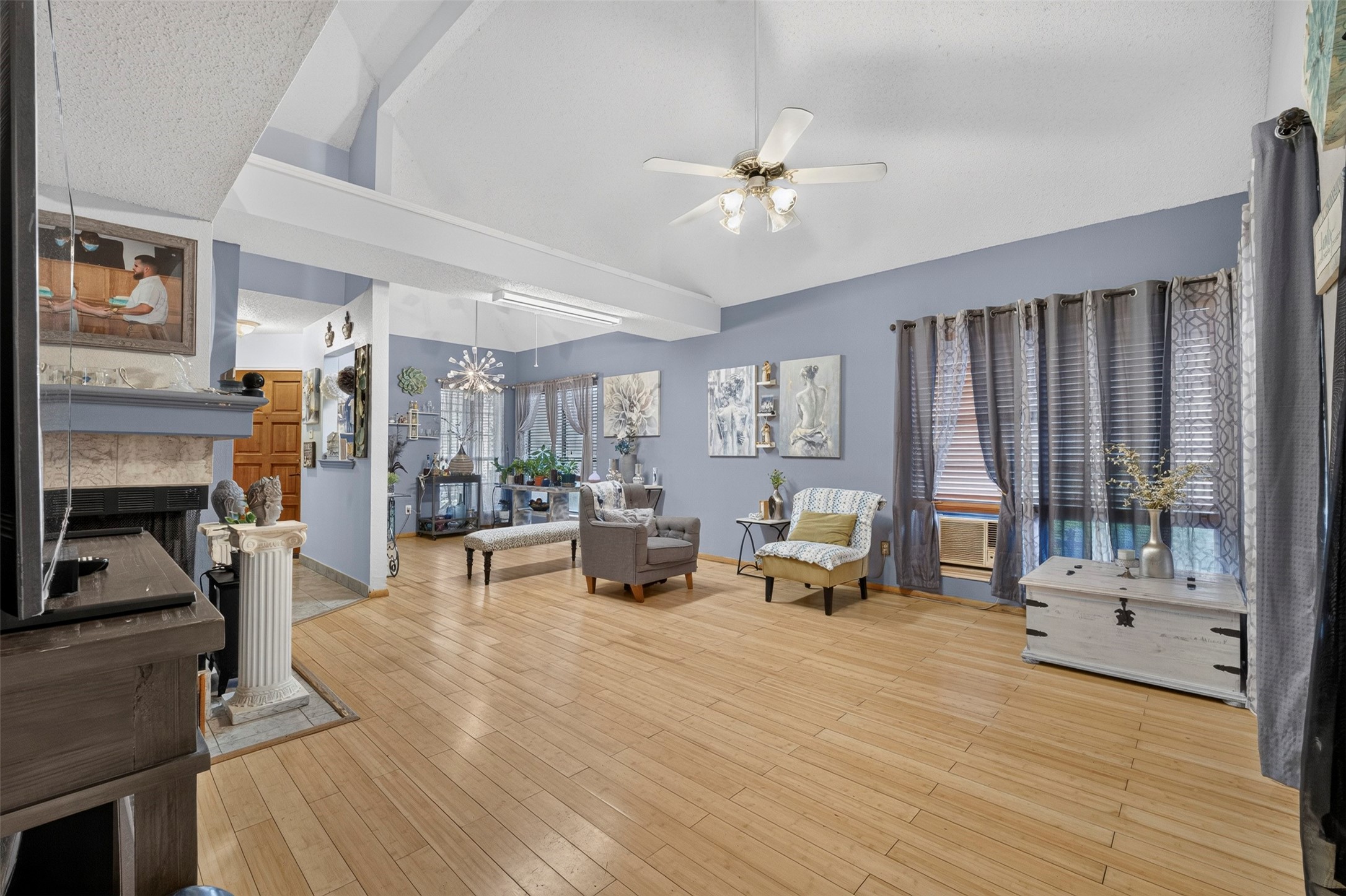 1732 Alameda Drive