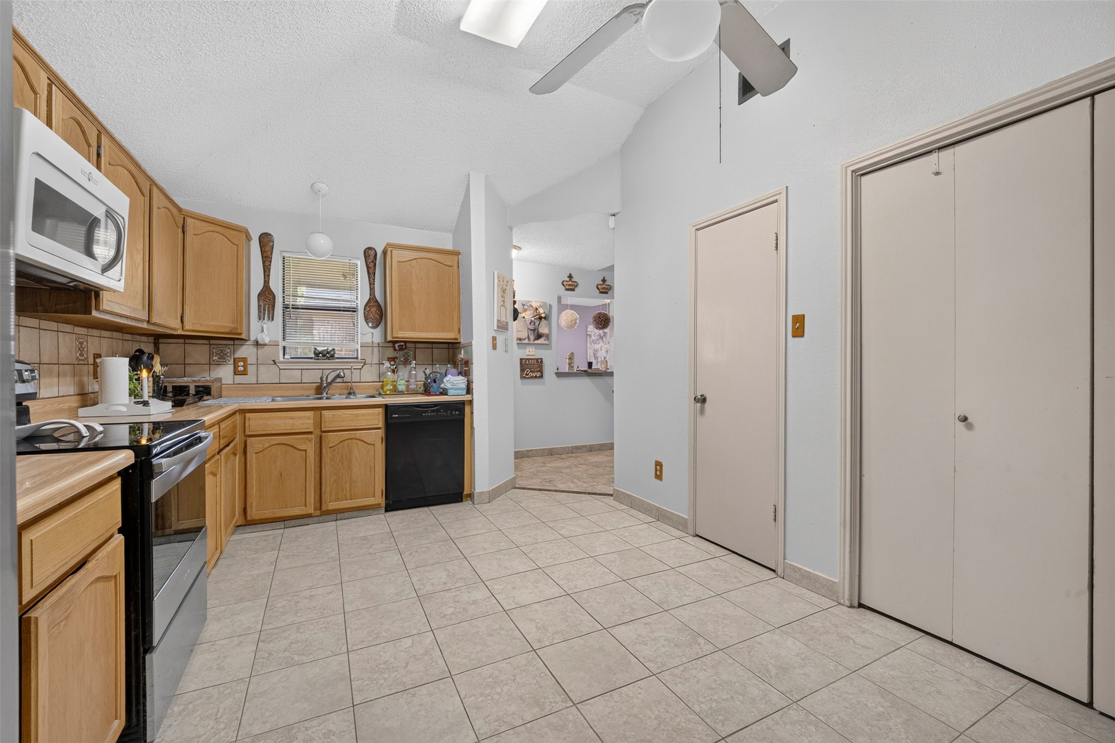 1732 Alameda Drive